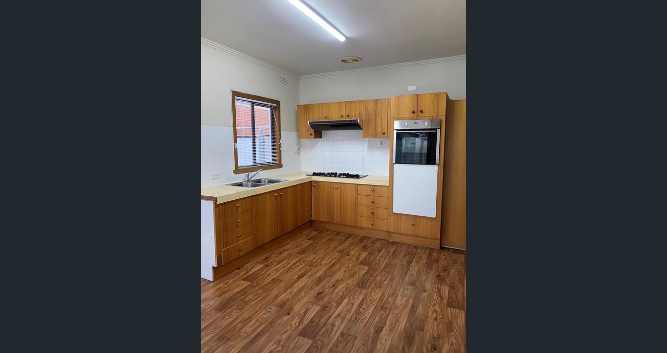 2 Dickens Street, Lalor, VIC 3075