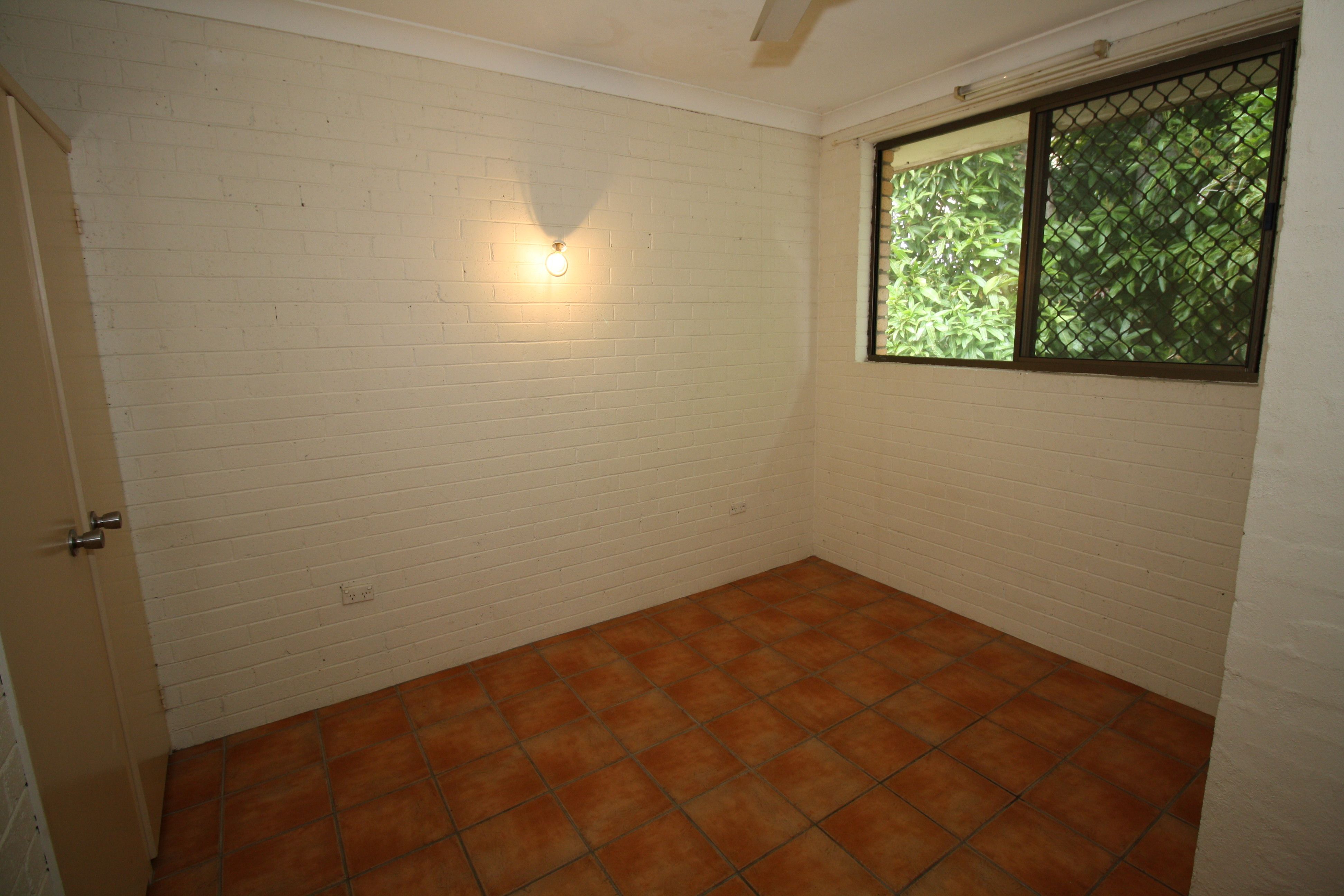 Units to rent torquay