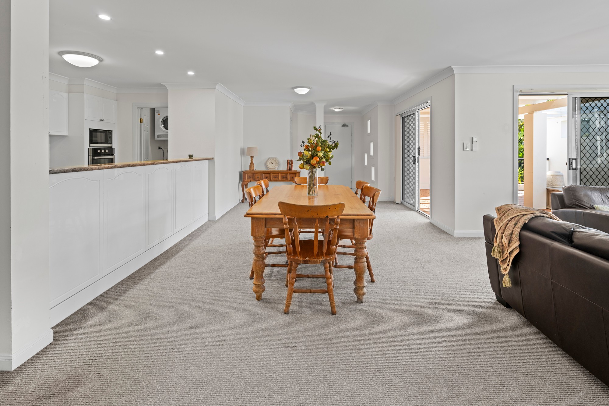 8/100 Cotlew Street East, Southport, QLD 4215