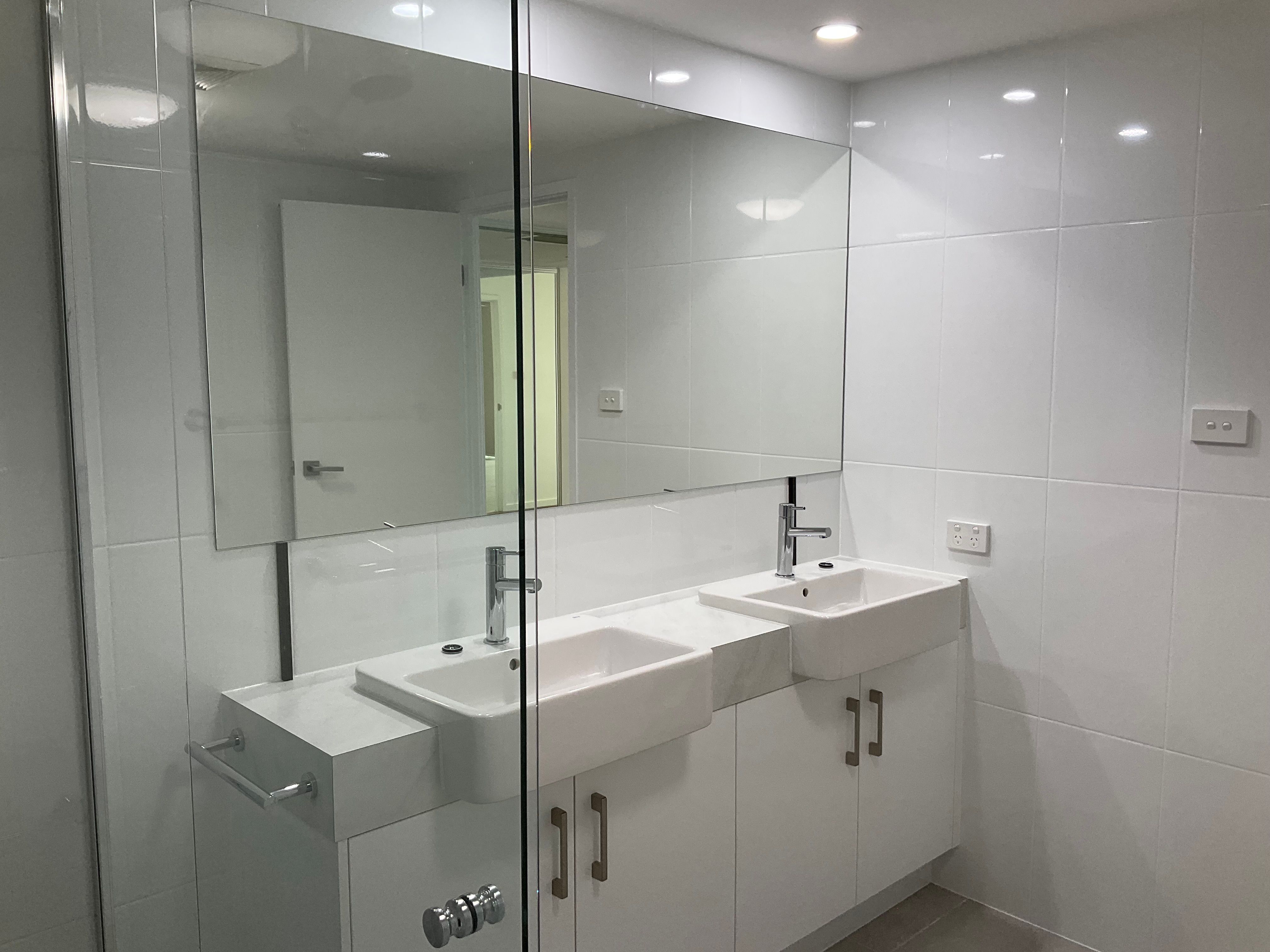 Bank For Your Future - One of Townsville's Most Prestigious Unit Complex's With a Secure Lease In Place — photo 15 of 23