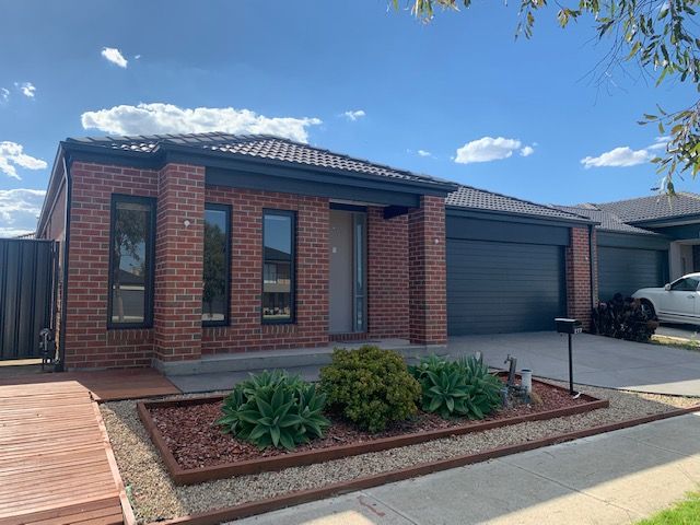 277 Newbury Boulevard, Craigieburn, VIC 3064 Leased House Ray White