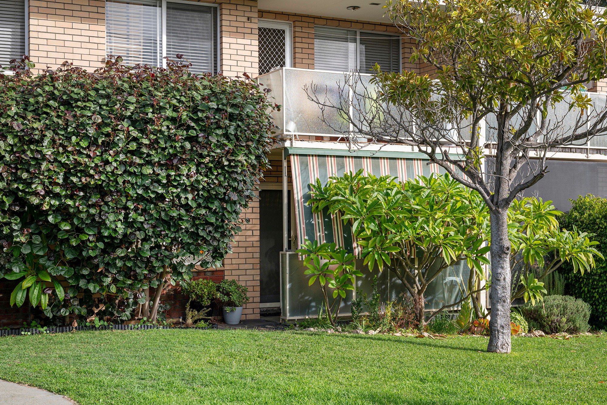 2A/4 Villiers Street, Yokine, WA 6060