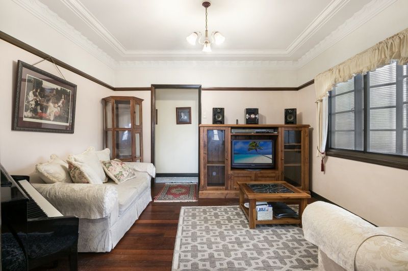 186 Oxley Road, Graceville, QLD 4075