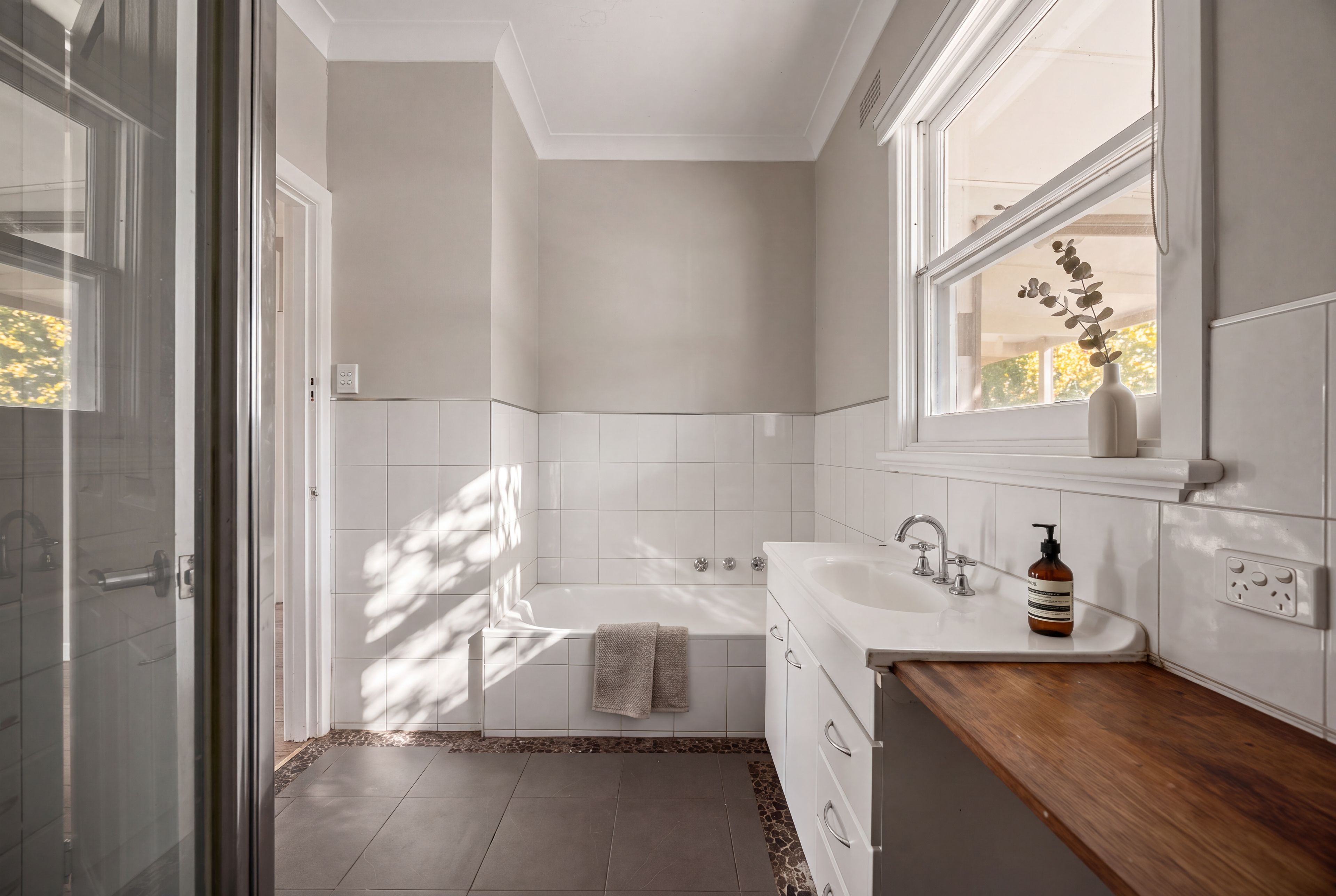 33 McIntosh Street — photo 8 of 15