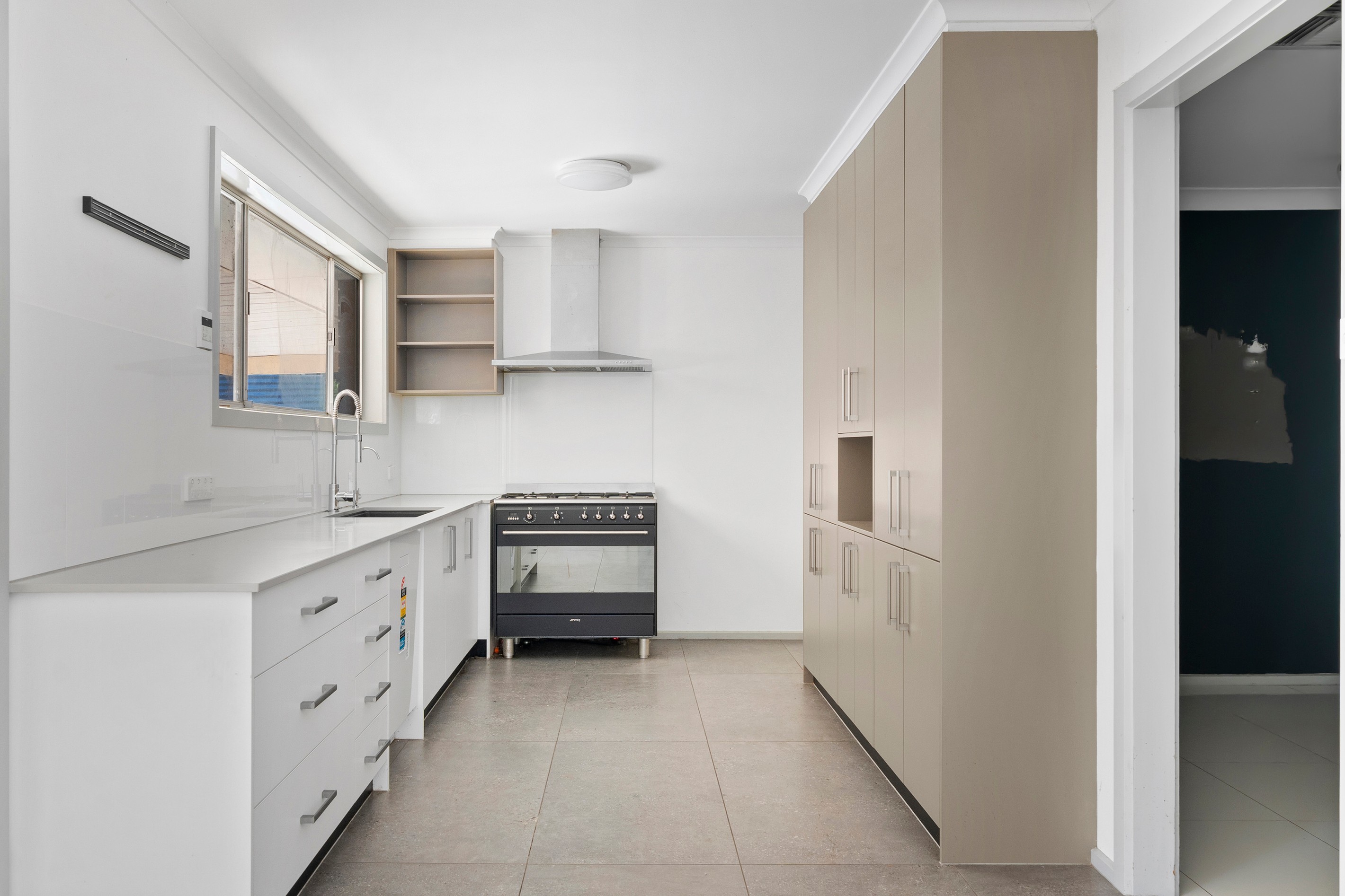 28 Hinkler Crescent, Modbury Heights, SA 5092