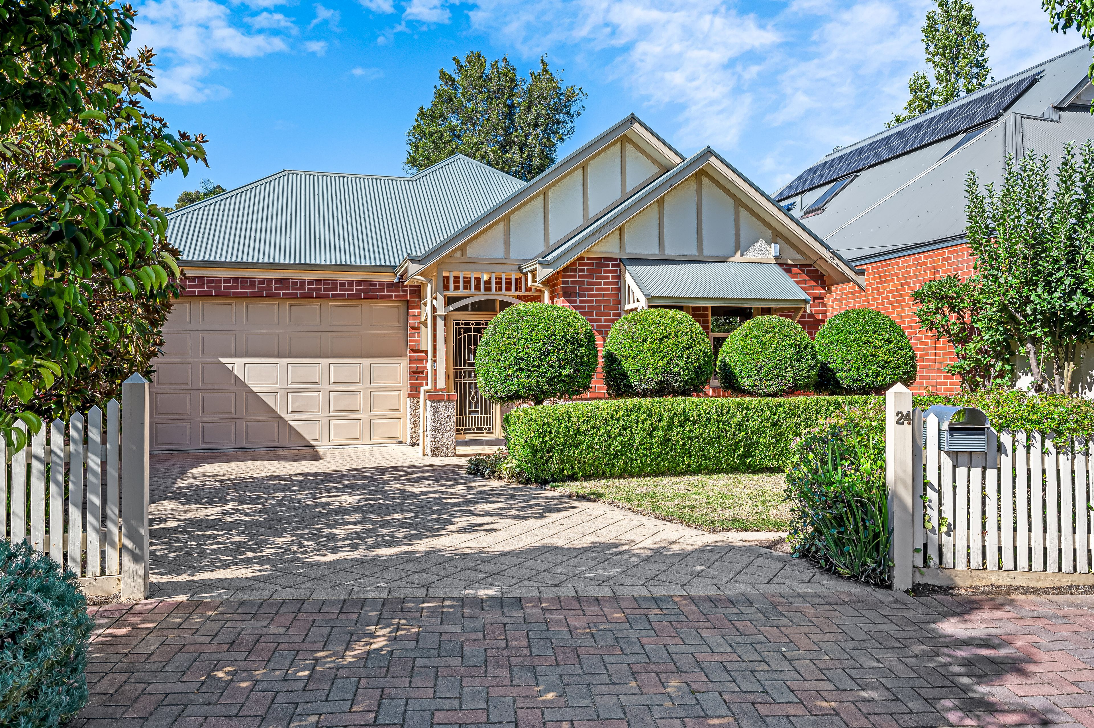 24 Roslind Street, Kensington Gardens SA 5068