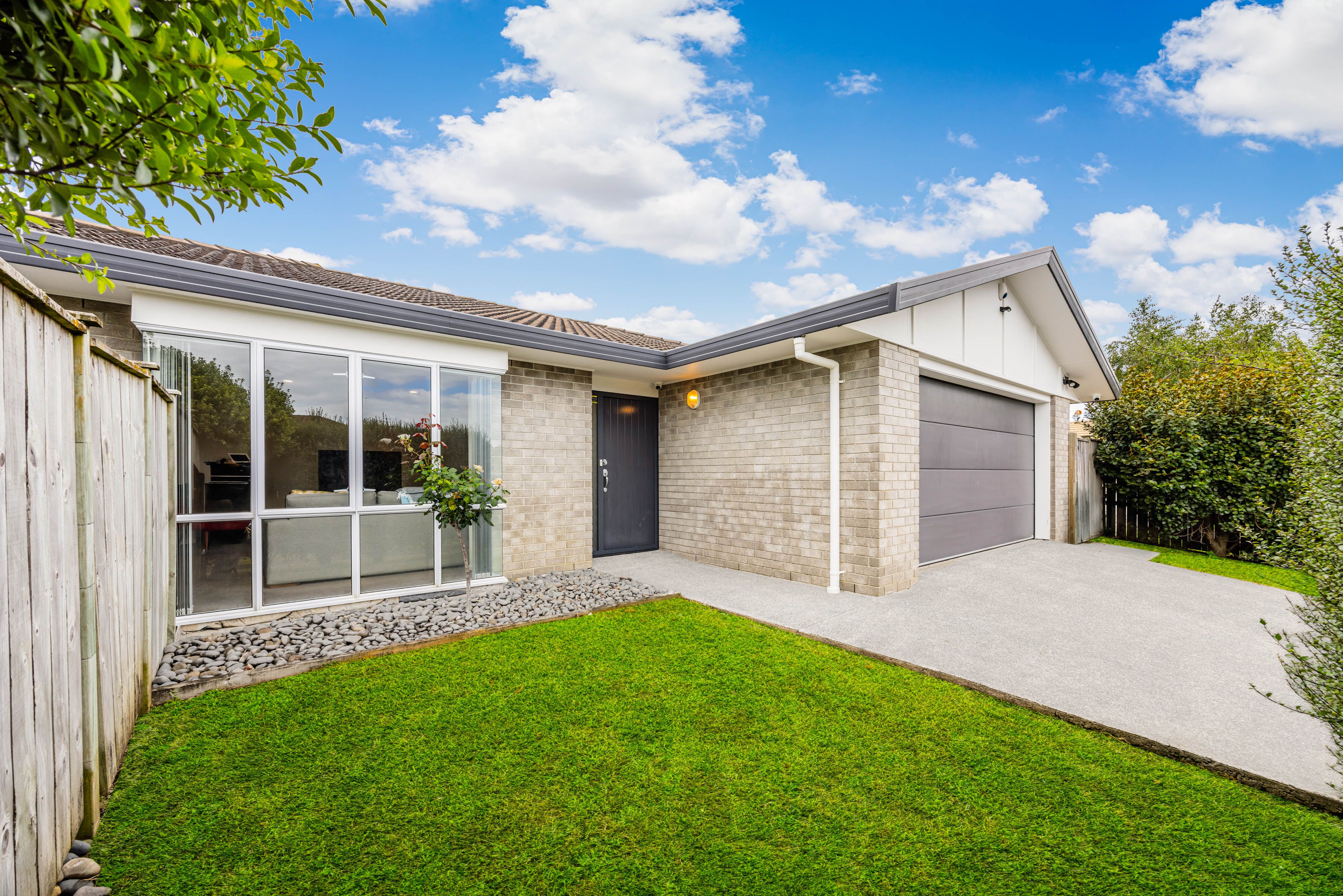 116A Meadowland Drive, Somerville, Manukau City