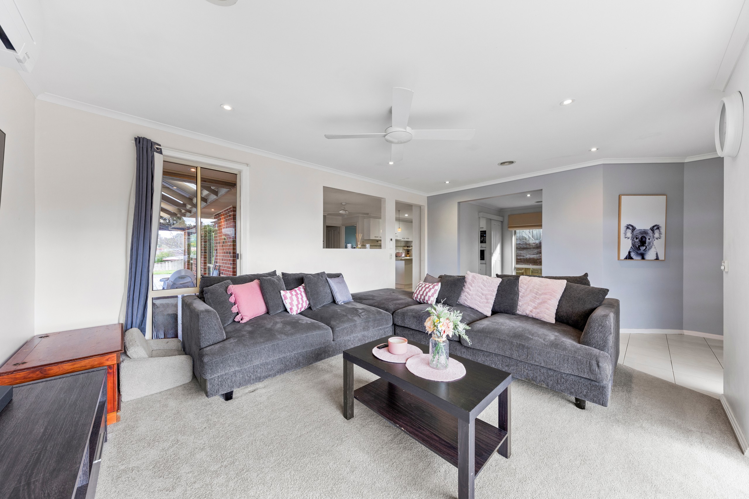15 Ash Crescent, Pakenham, VIC 3810