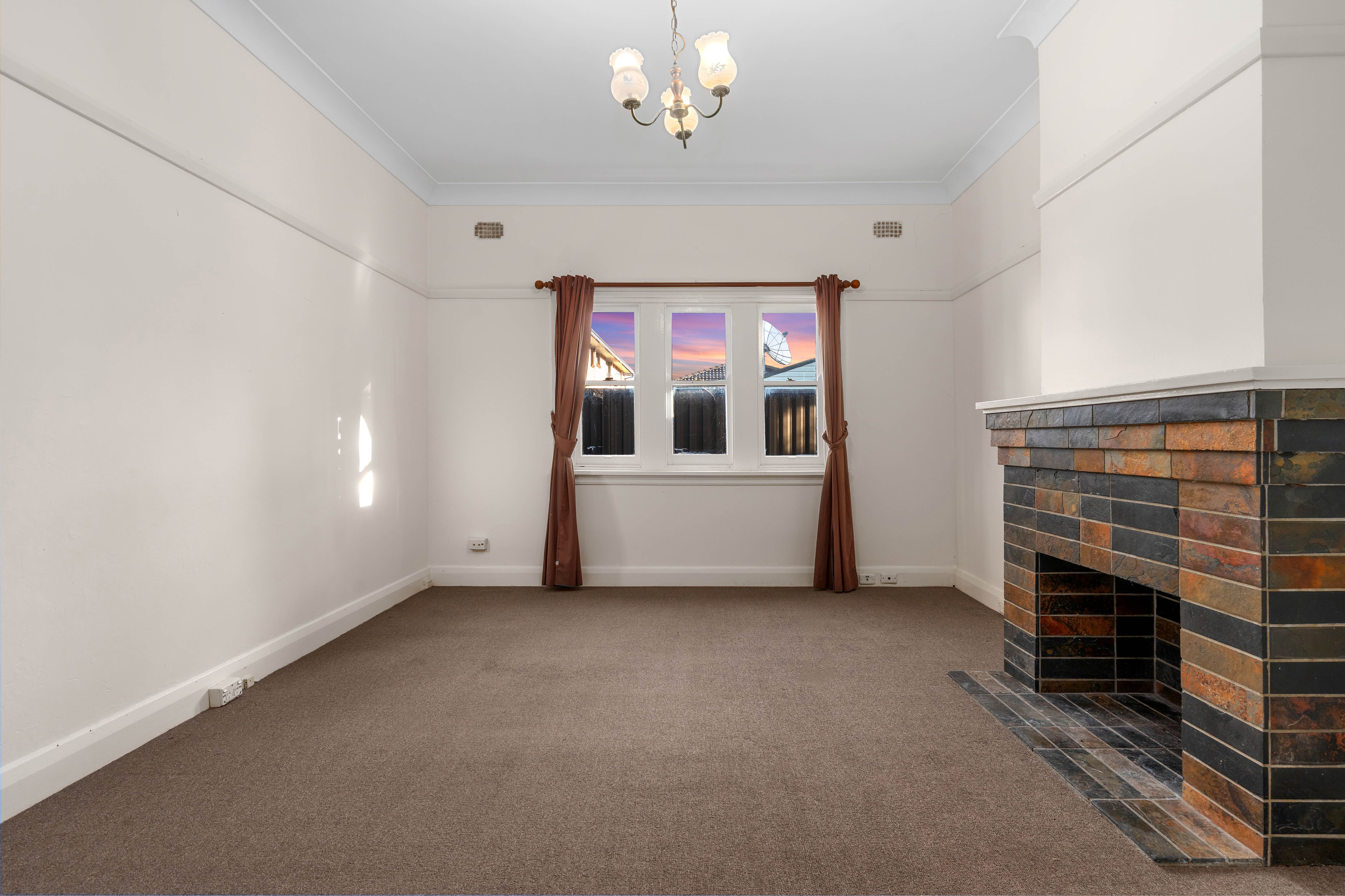 26 Gannons Avenue — photo 3 of 11