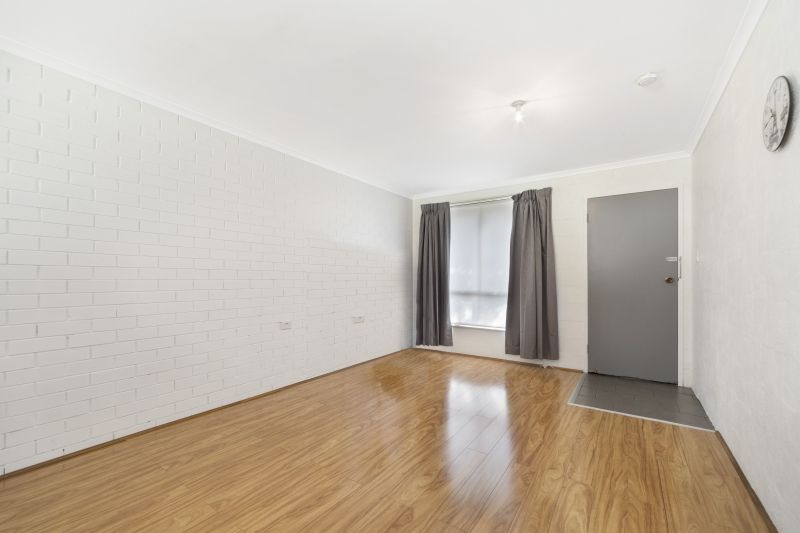15/10 Simpson Street, Black Hill, VIC 3350
