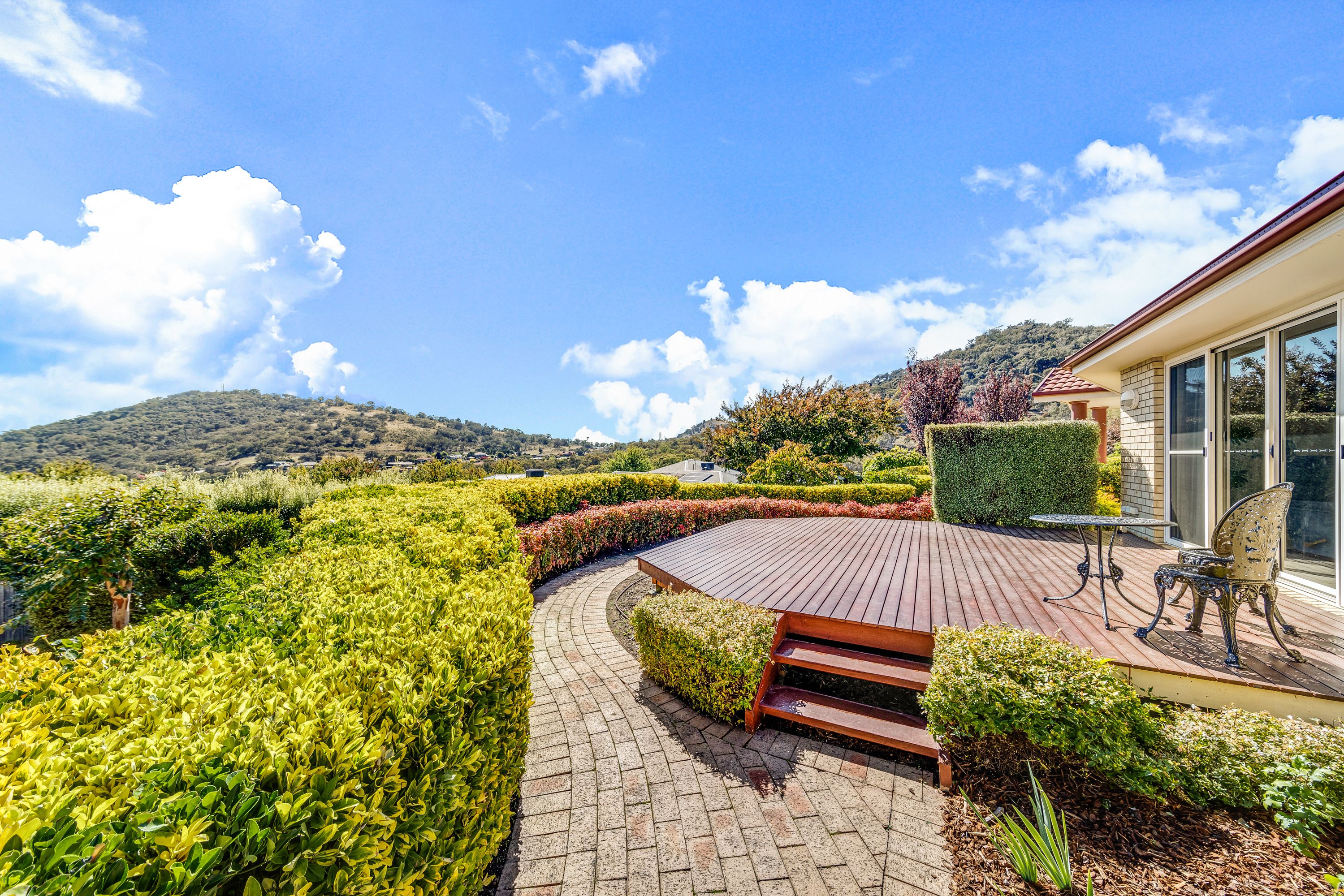 18 Aldor Green, Conder, ACT 2906 Sold House Ray White Canberra