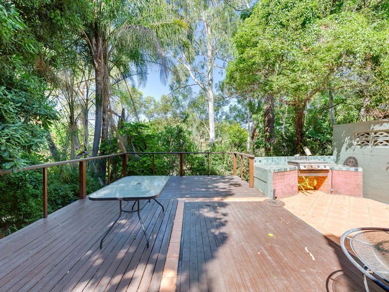 27 Raffles Street, Mount Gravatt East, QLD 4122
