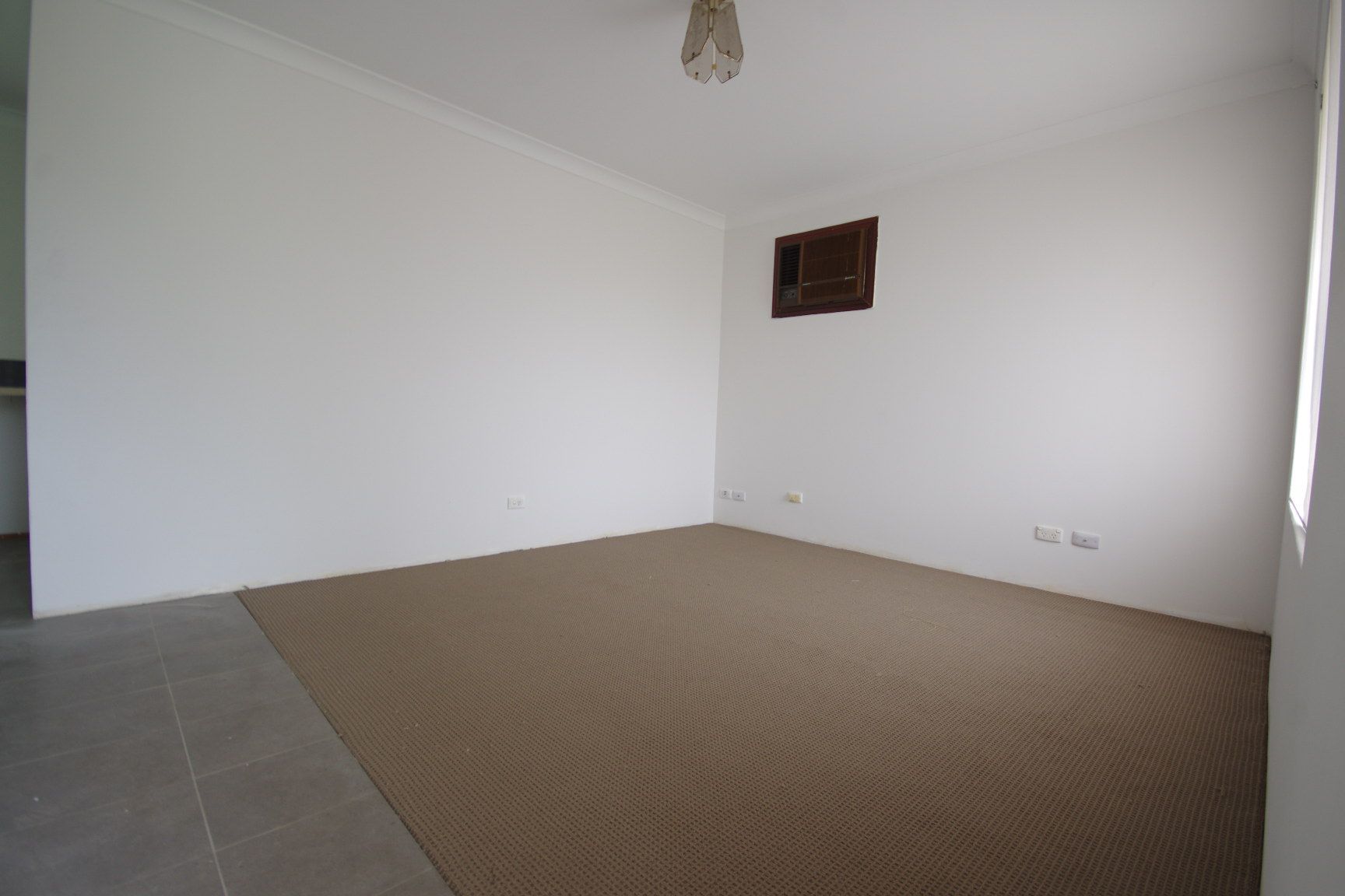 4 Columbia Way, Beechboro, WA 6063