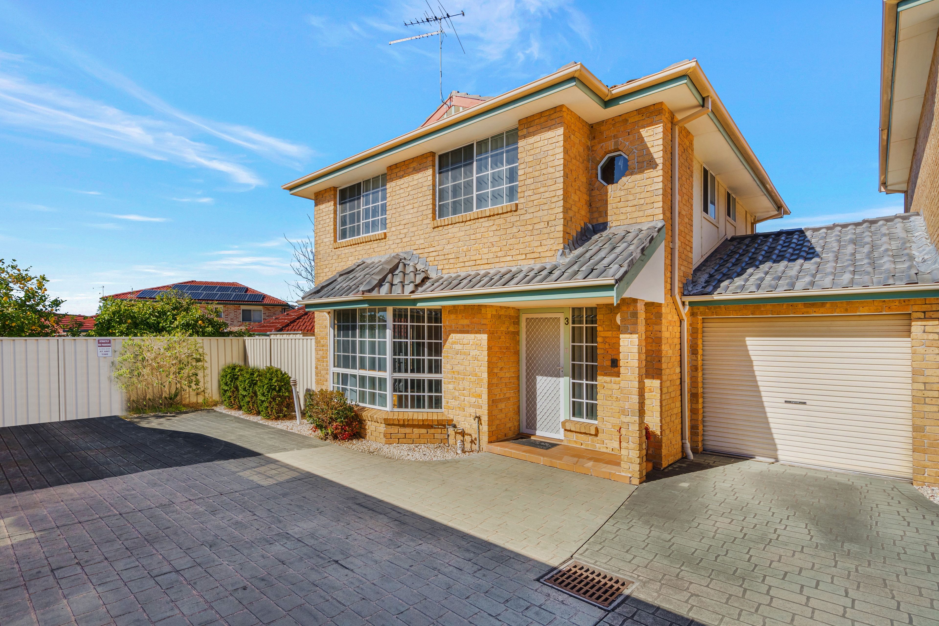3/45-49 Bossley Road, Bossley Park, NSW 2176
