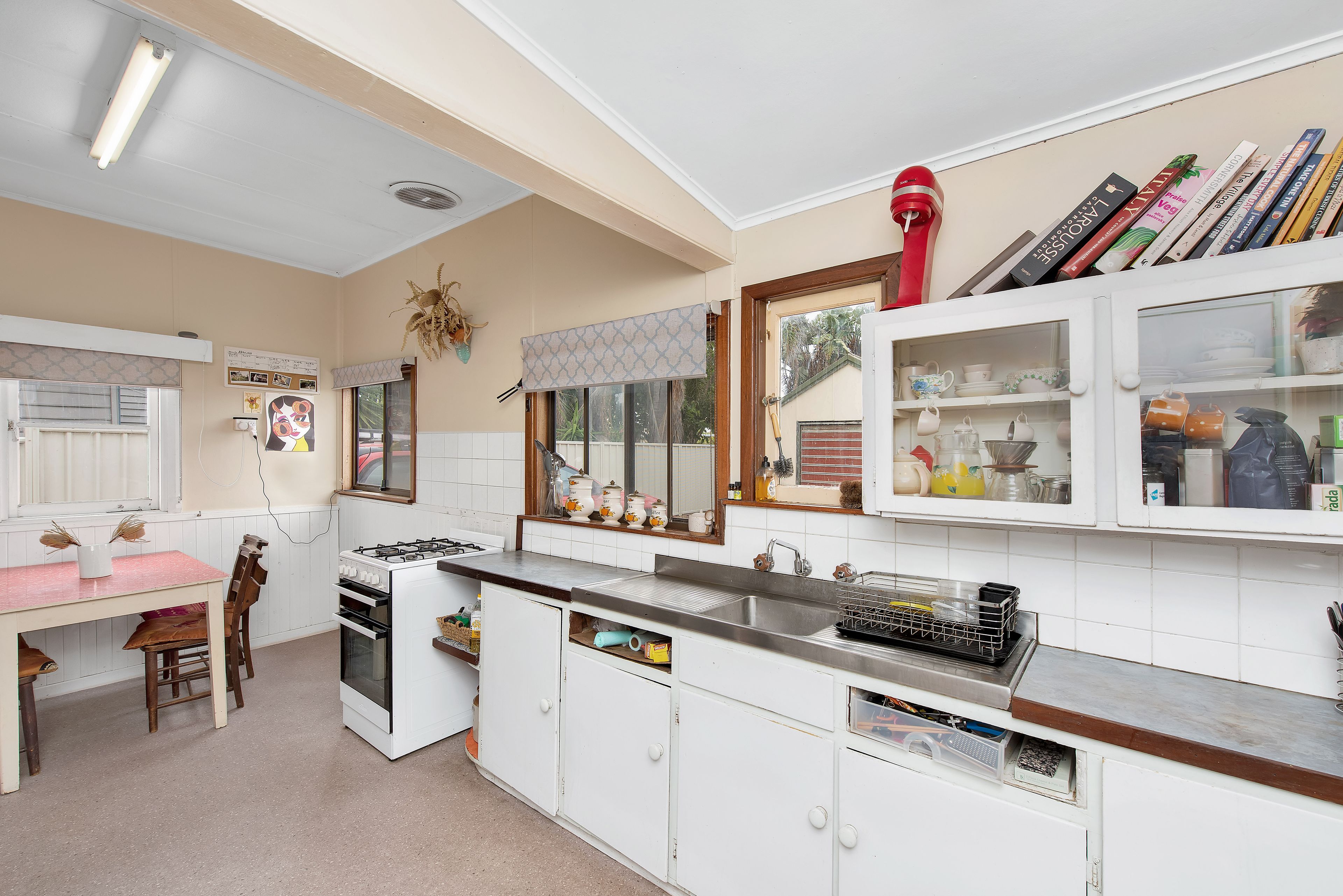 147 Shenton Street, Beachlands, WA 6530