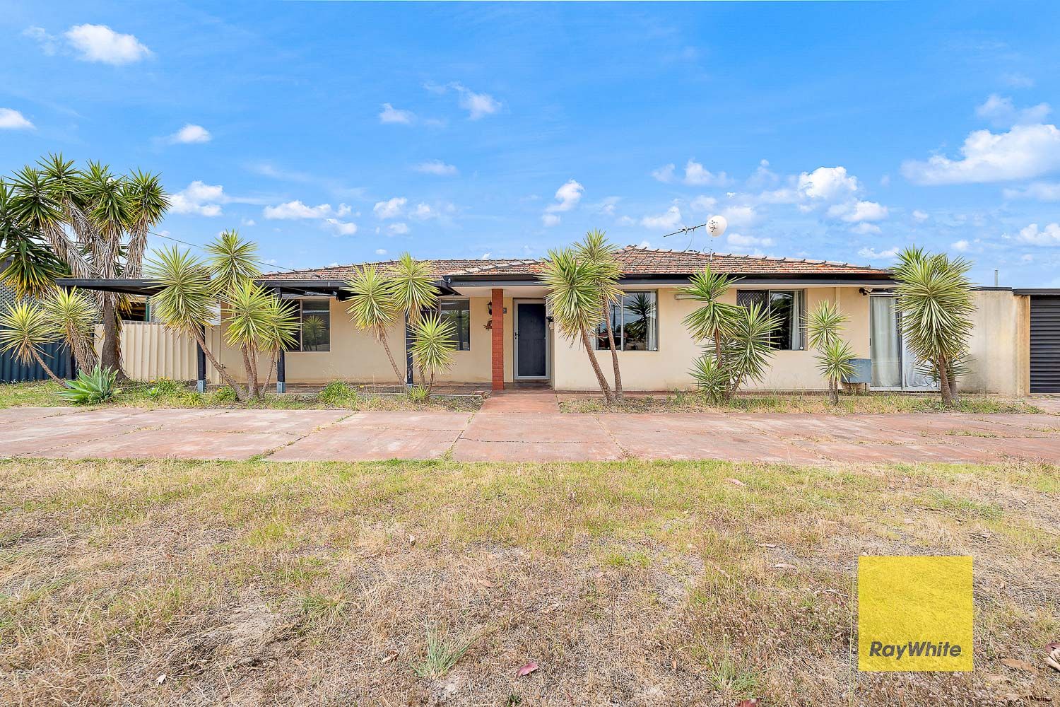 18 Kettering Way — photo from Ray White BPG