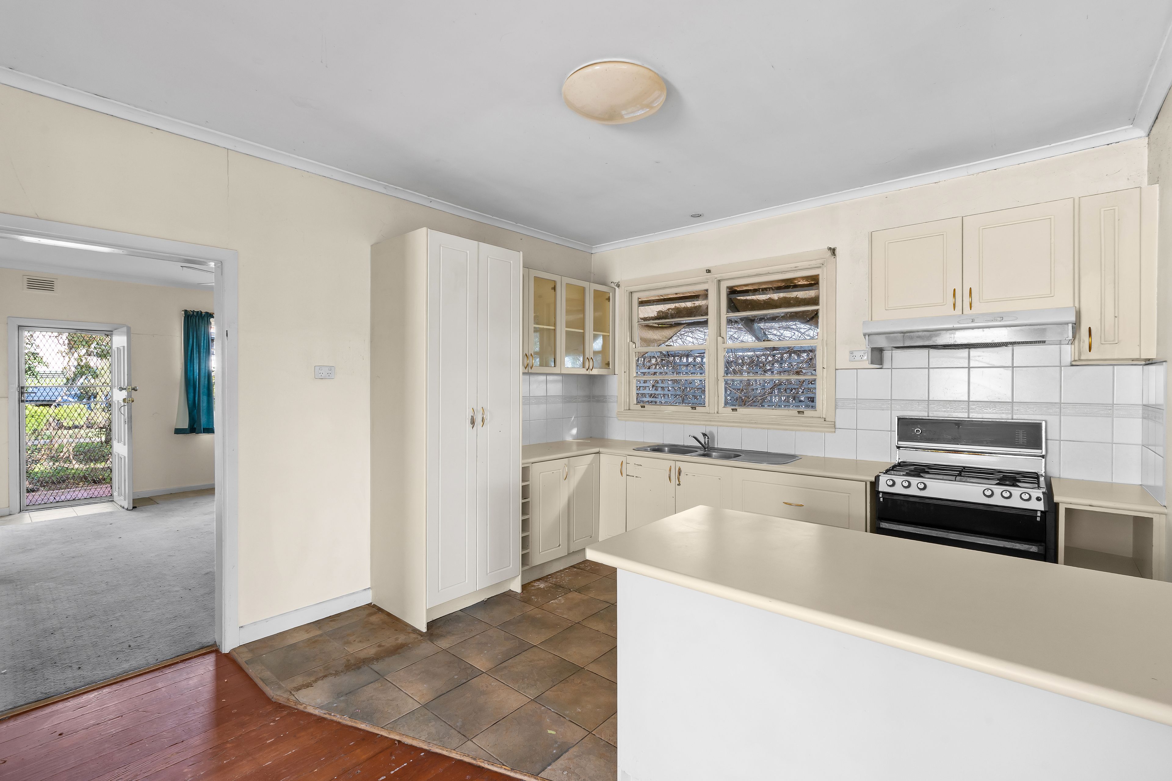 20 Morison Crescent — photo 10 of 20