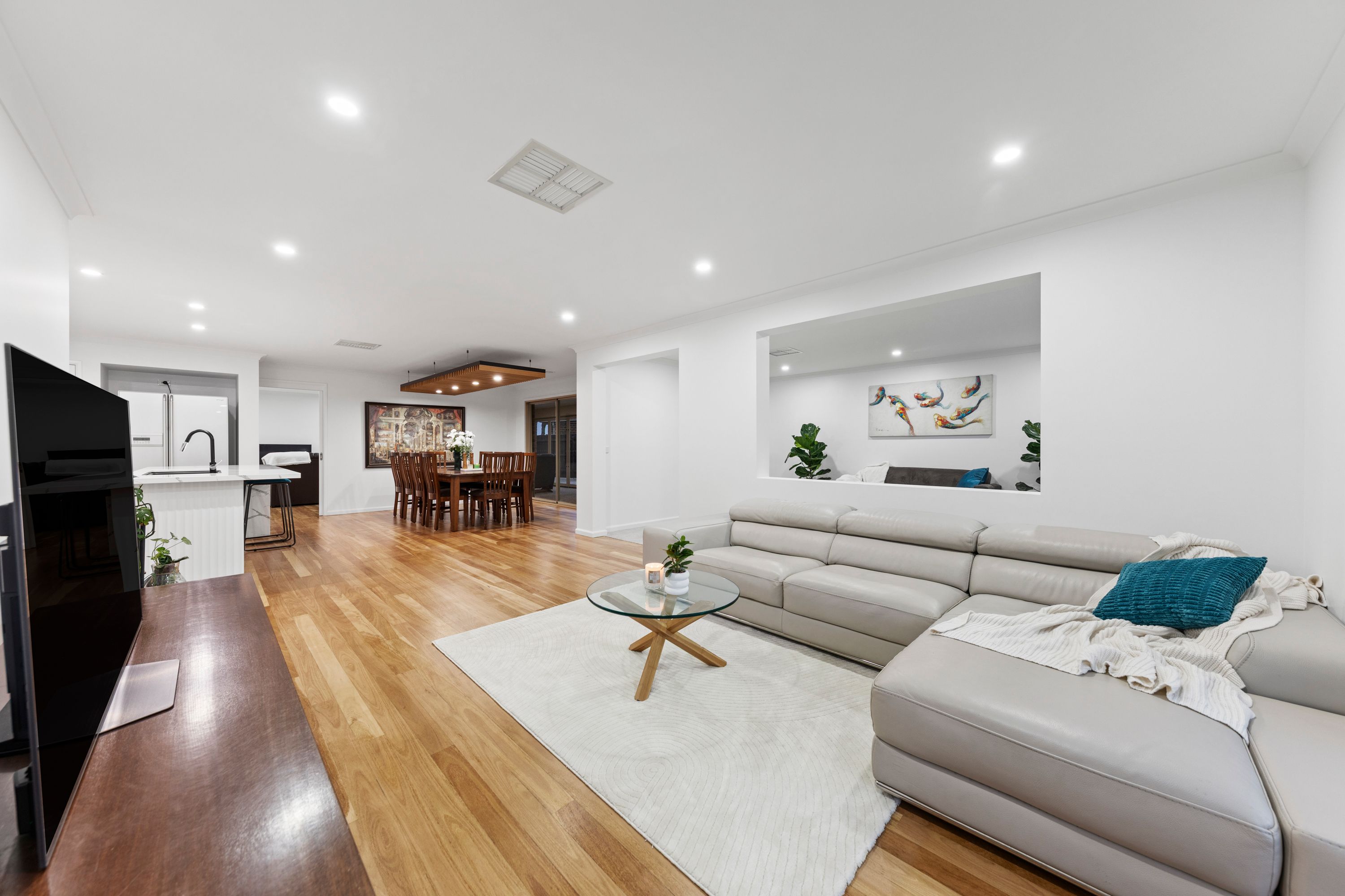 198 Paterson Drive — photo 10 of 30