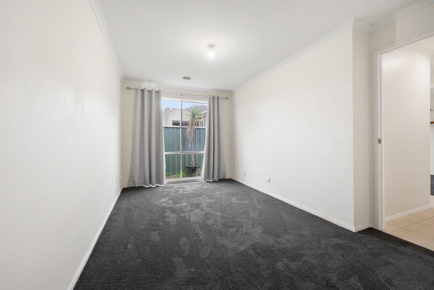 19 Incana Close — photo 8 of 16