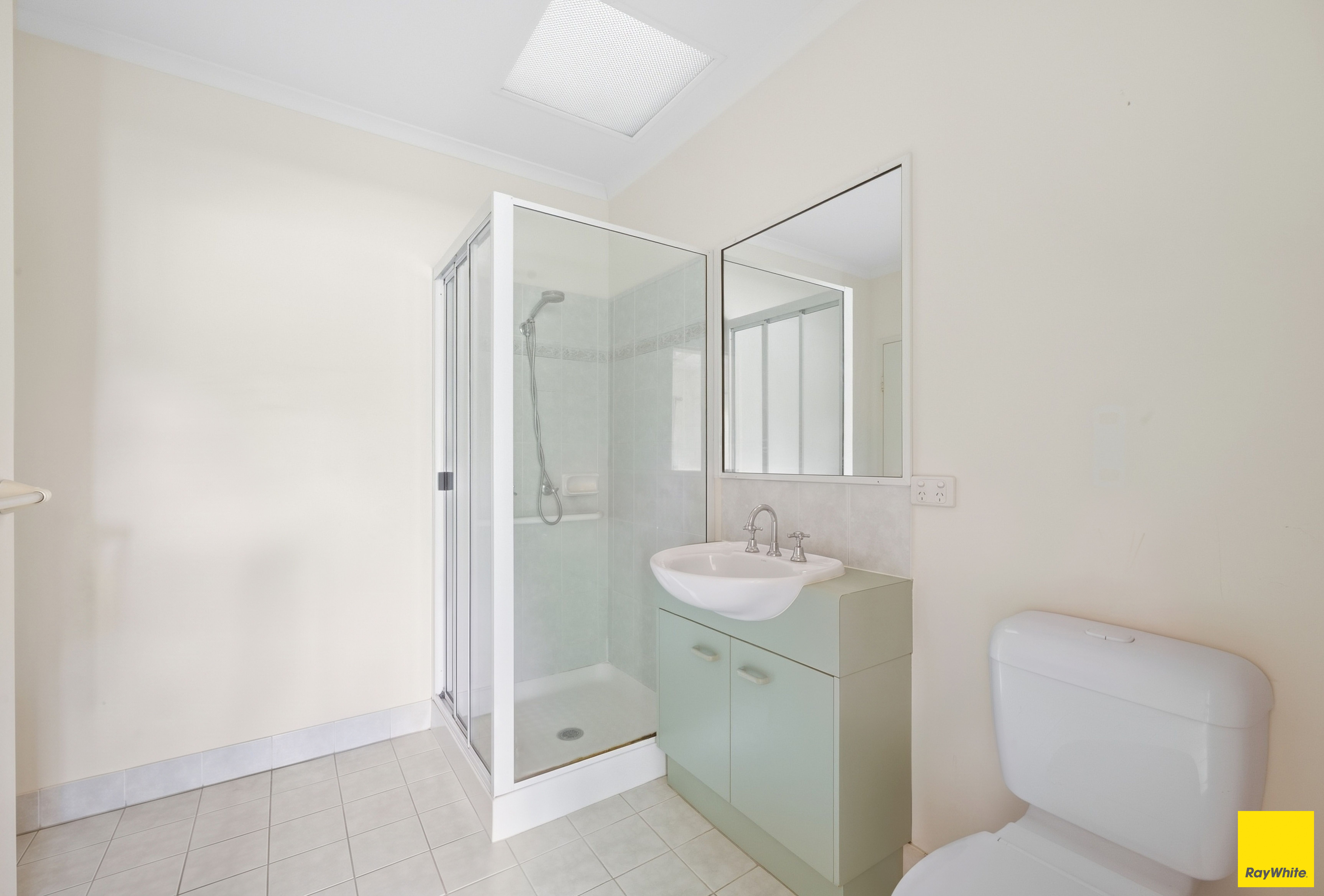 5/2 Cavanagh Street — photo 8 of 11