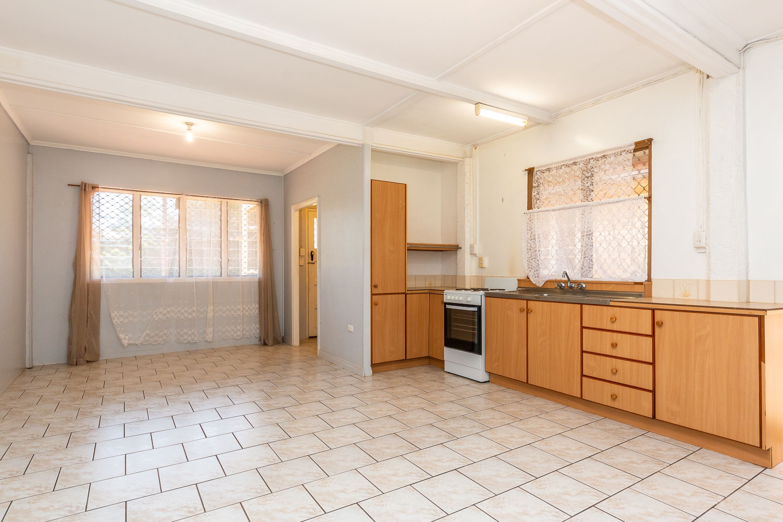 2/86 Arthur Street, Woody Point, QLD 4019