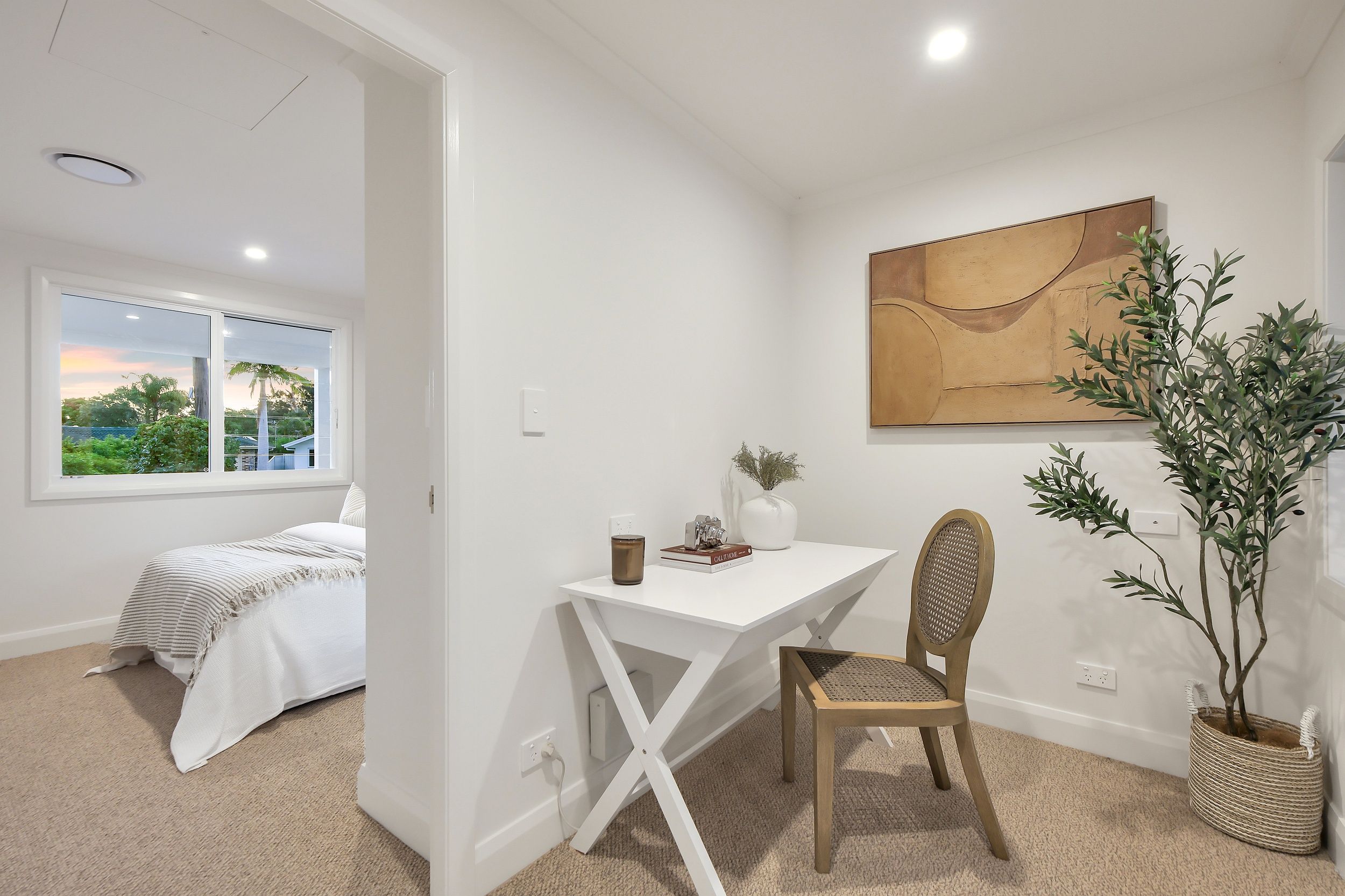 8 Compass Close — photo 14 of 22