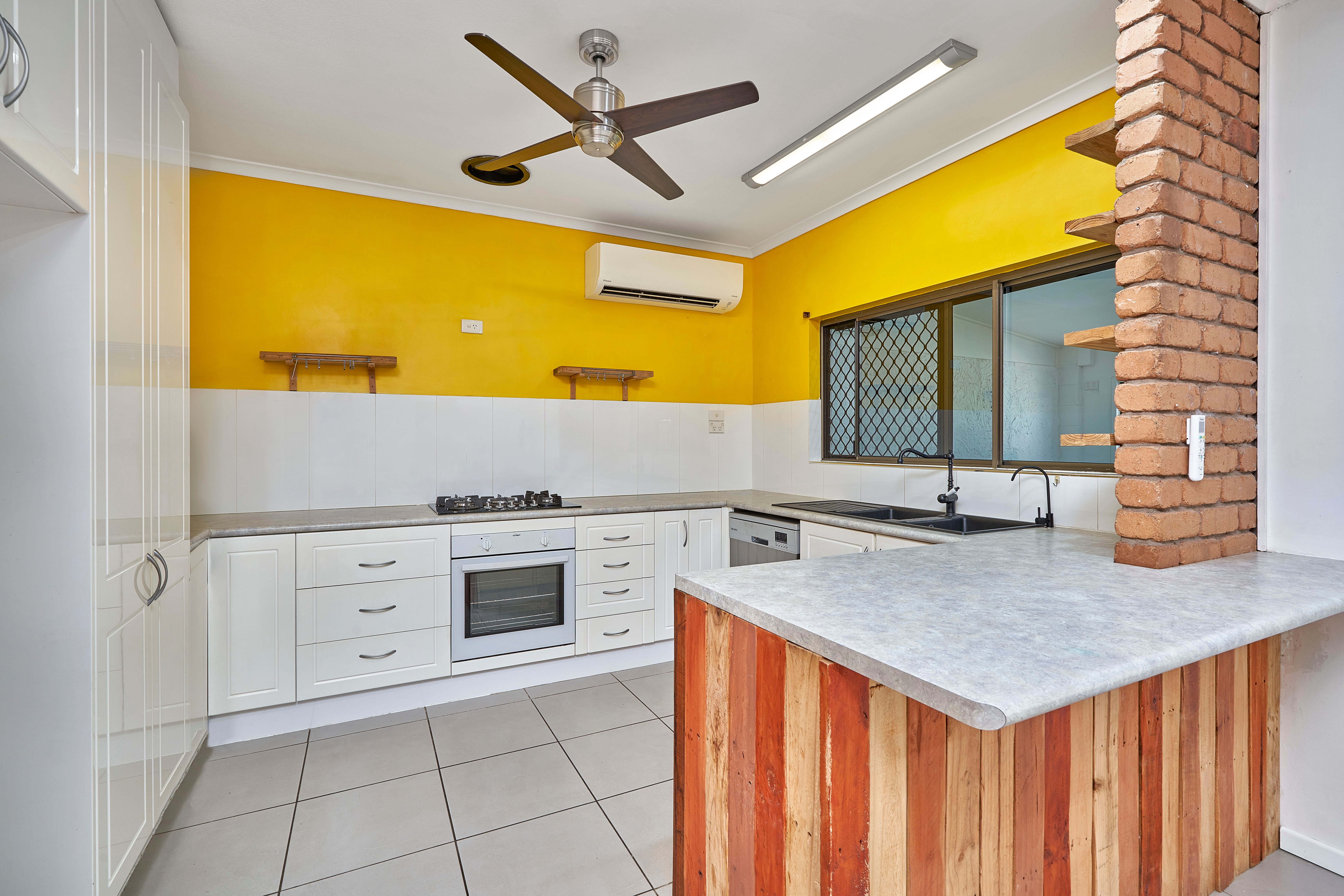 19 Huon Street — photo 5 of 15