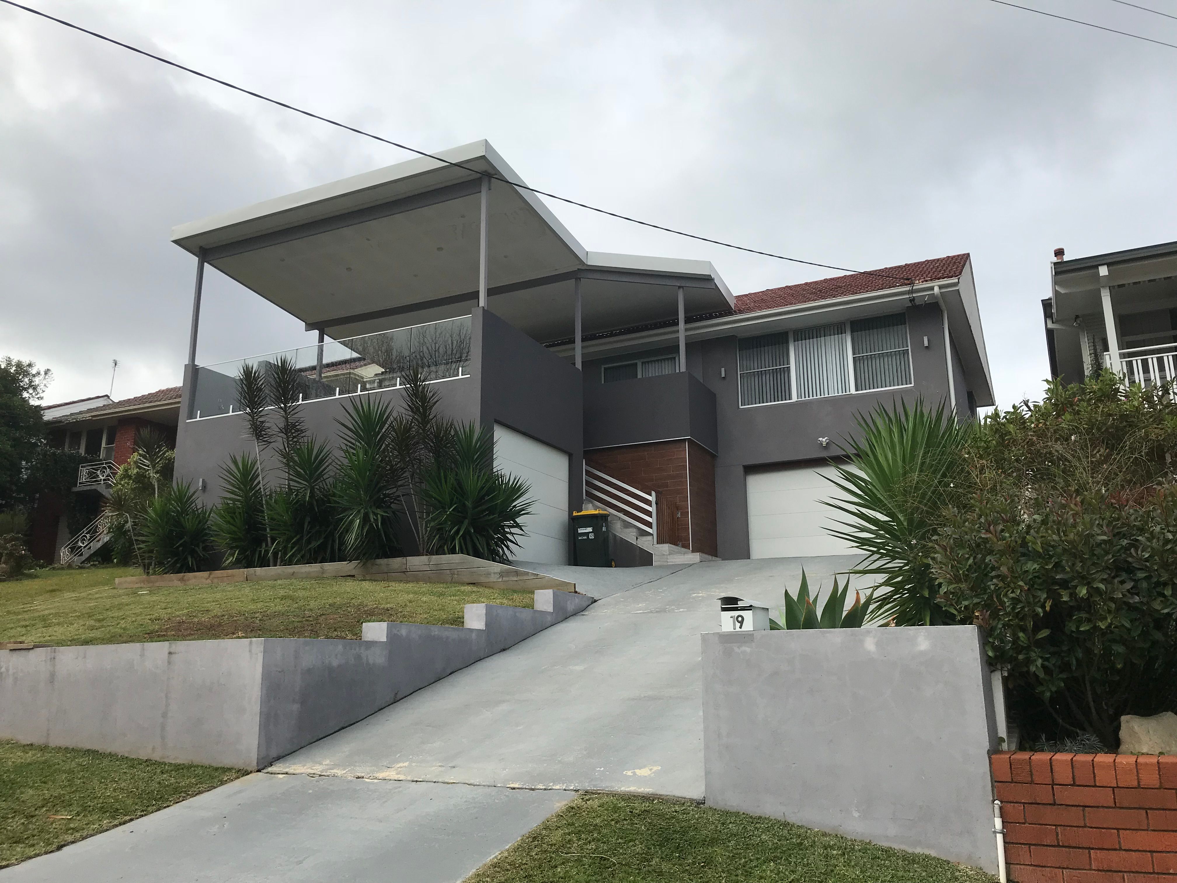 19 Stanleigh Crescent, West Wollongong, NSW 2500