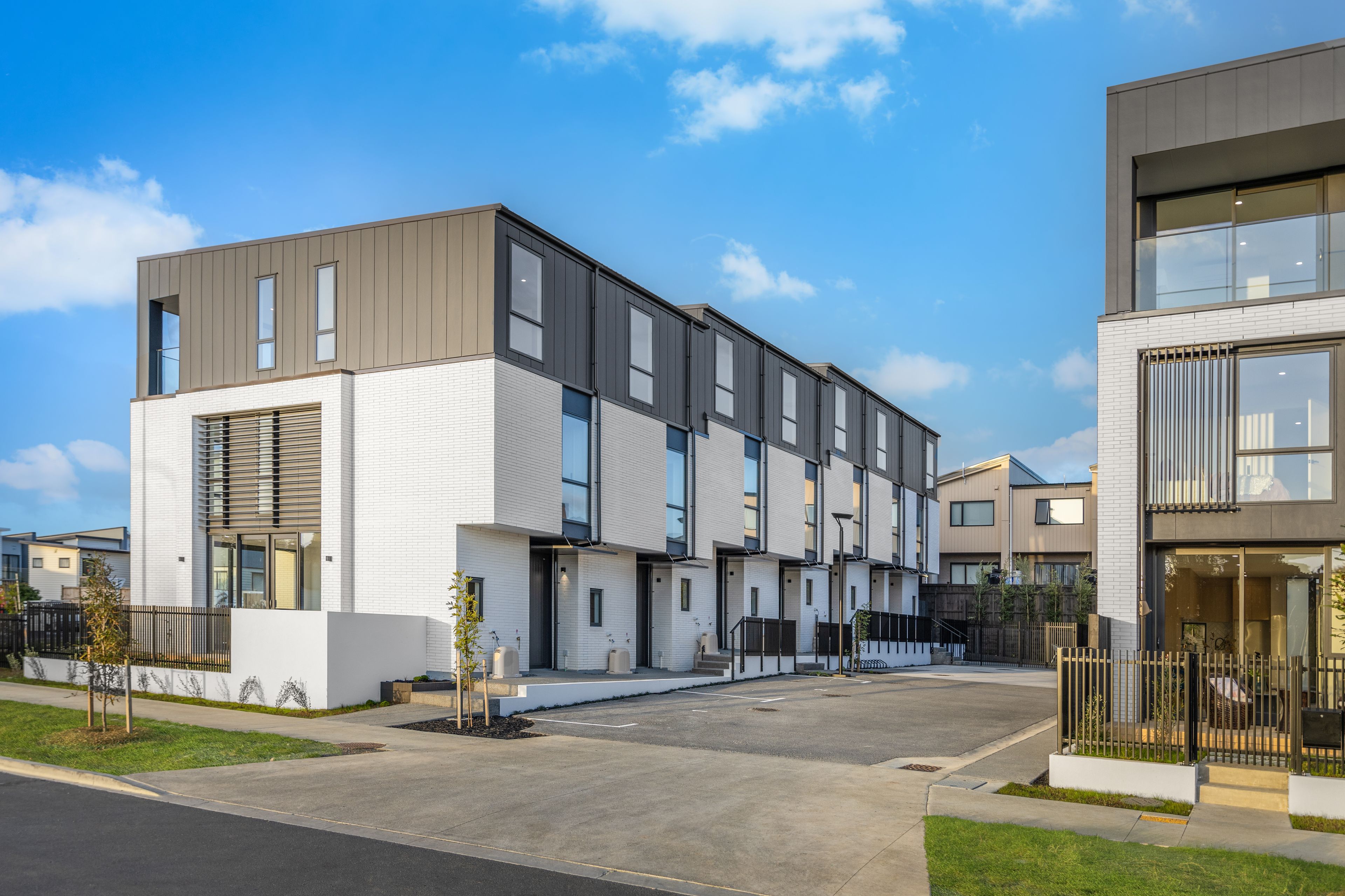 4/239 Flat Bush School Road, Flat Bush, Manukau City