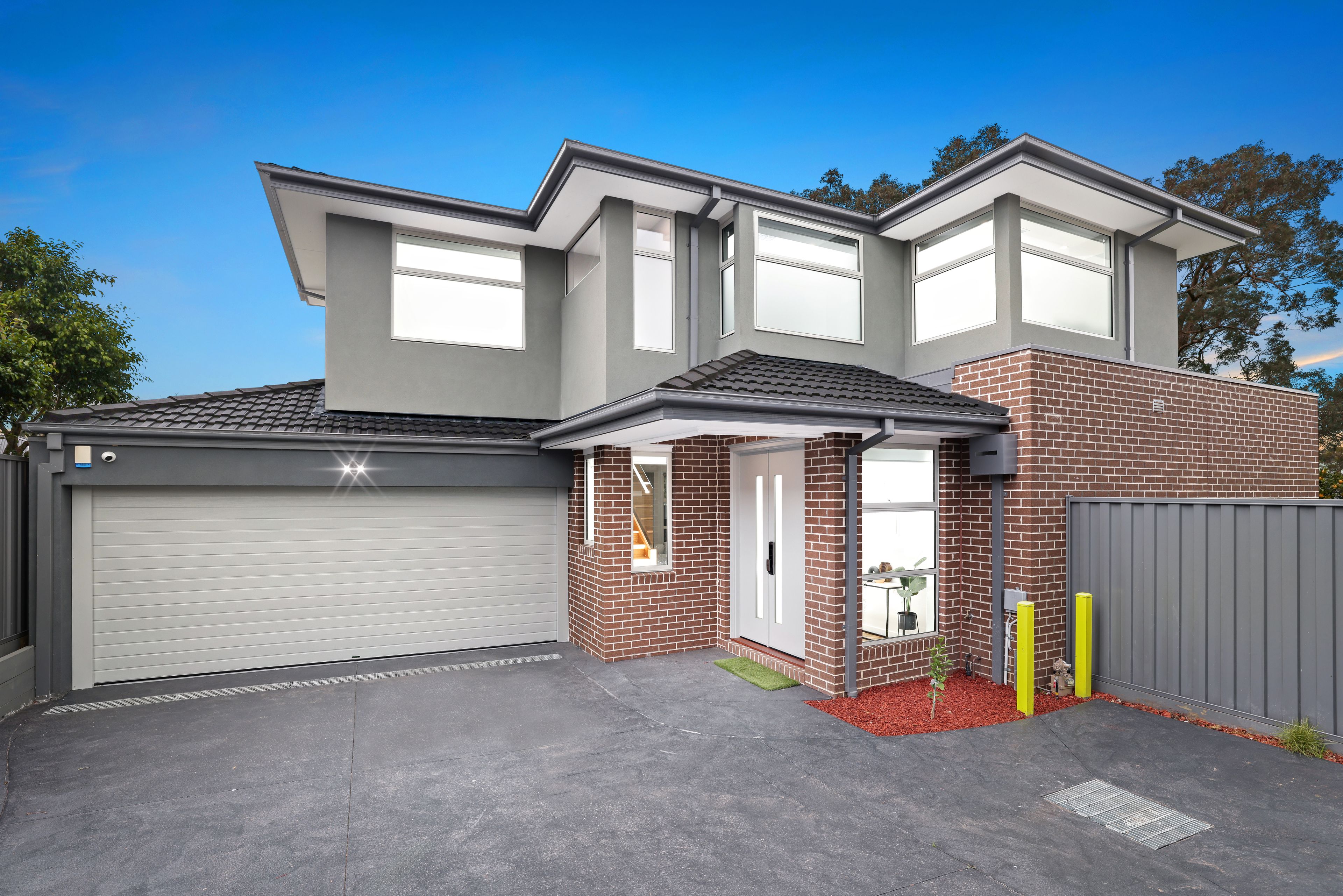 13 Folkstone Crescent, Ferntree Gully VIC 3156