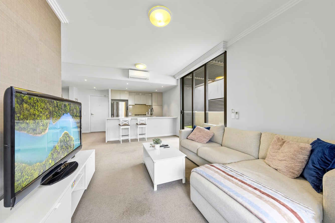 901/51 Hill Road, Wentworth Point, NSW 2127