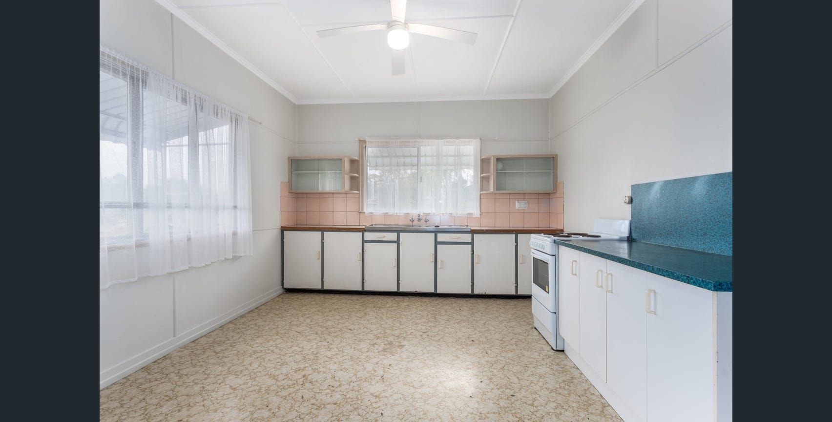 3 Duce Street, Bundamba, QLD 4304