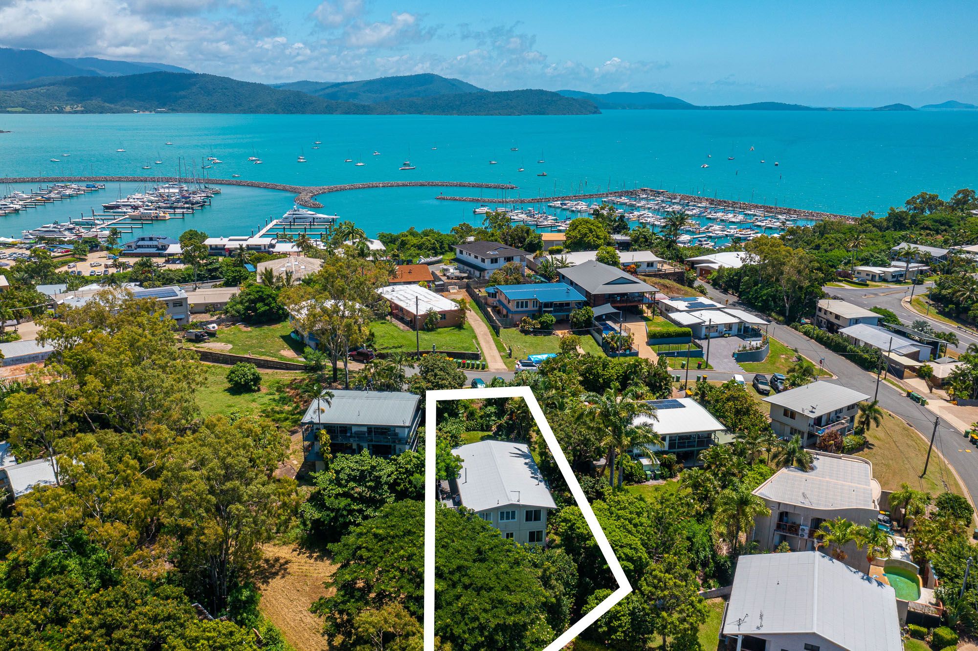3 Simmons Street, Airlie Beach, QLD 4802