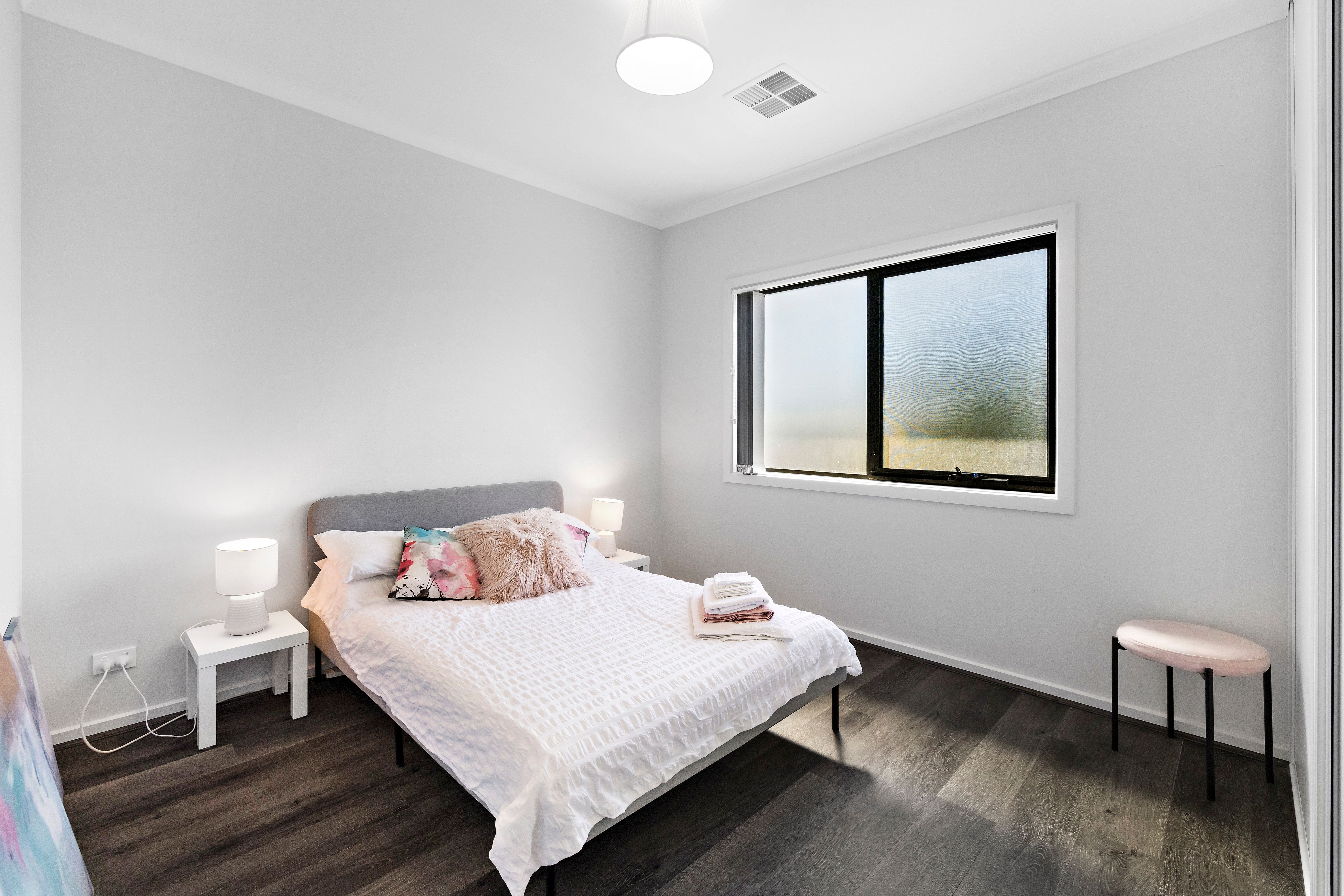 7 Greenfield Crescent — photo 16 of 24