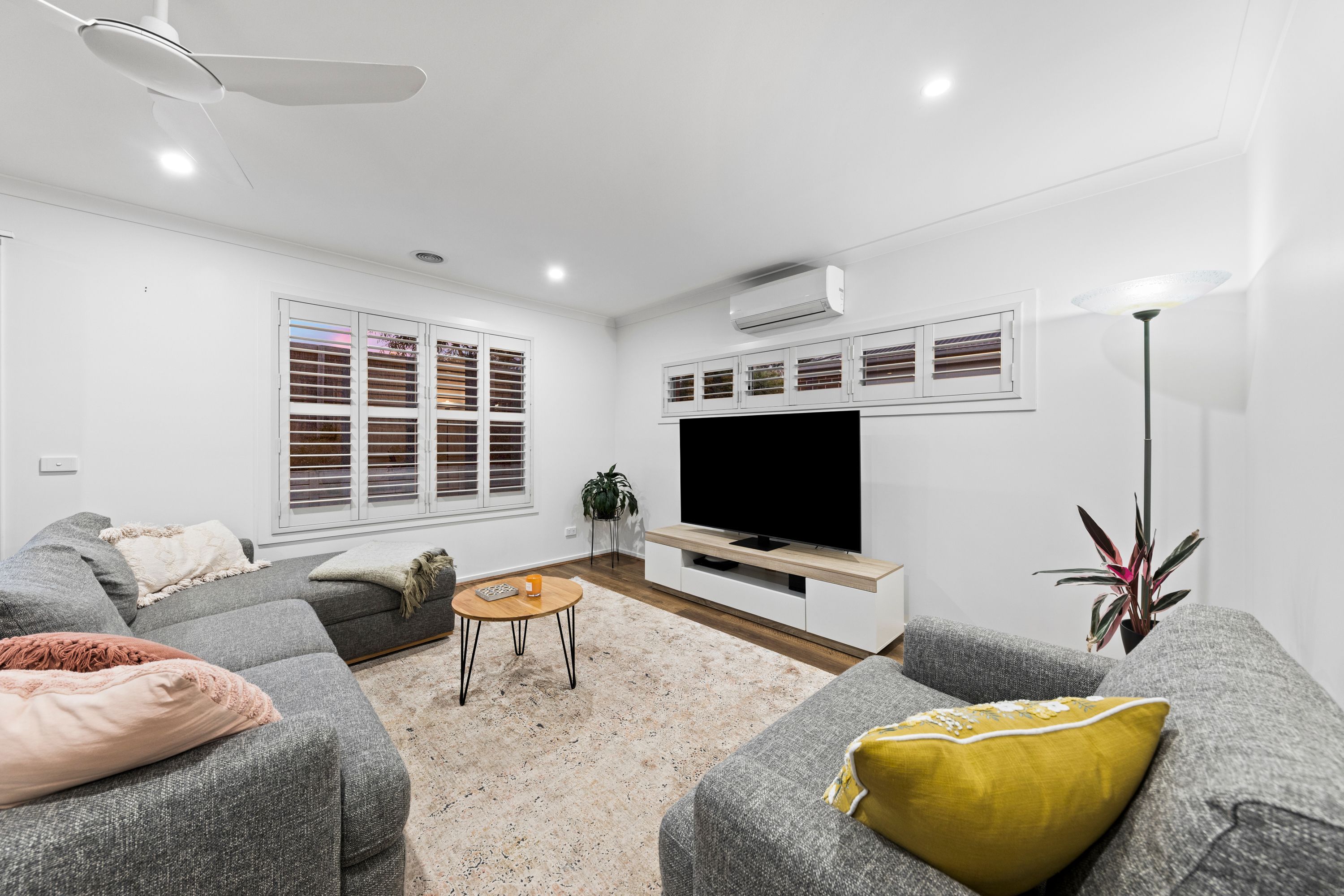 4 Addison Close — photo 8 of 22