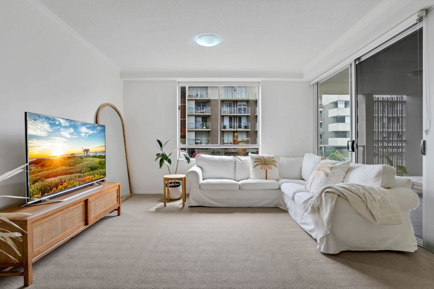 6205/12 Executive Drive, Burleigh Waters, QLD 4220