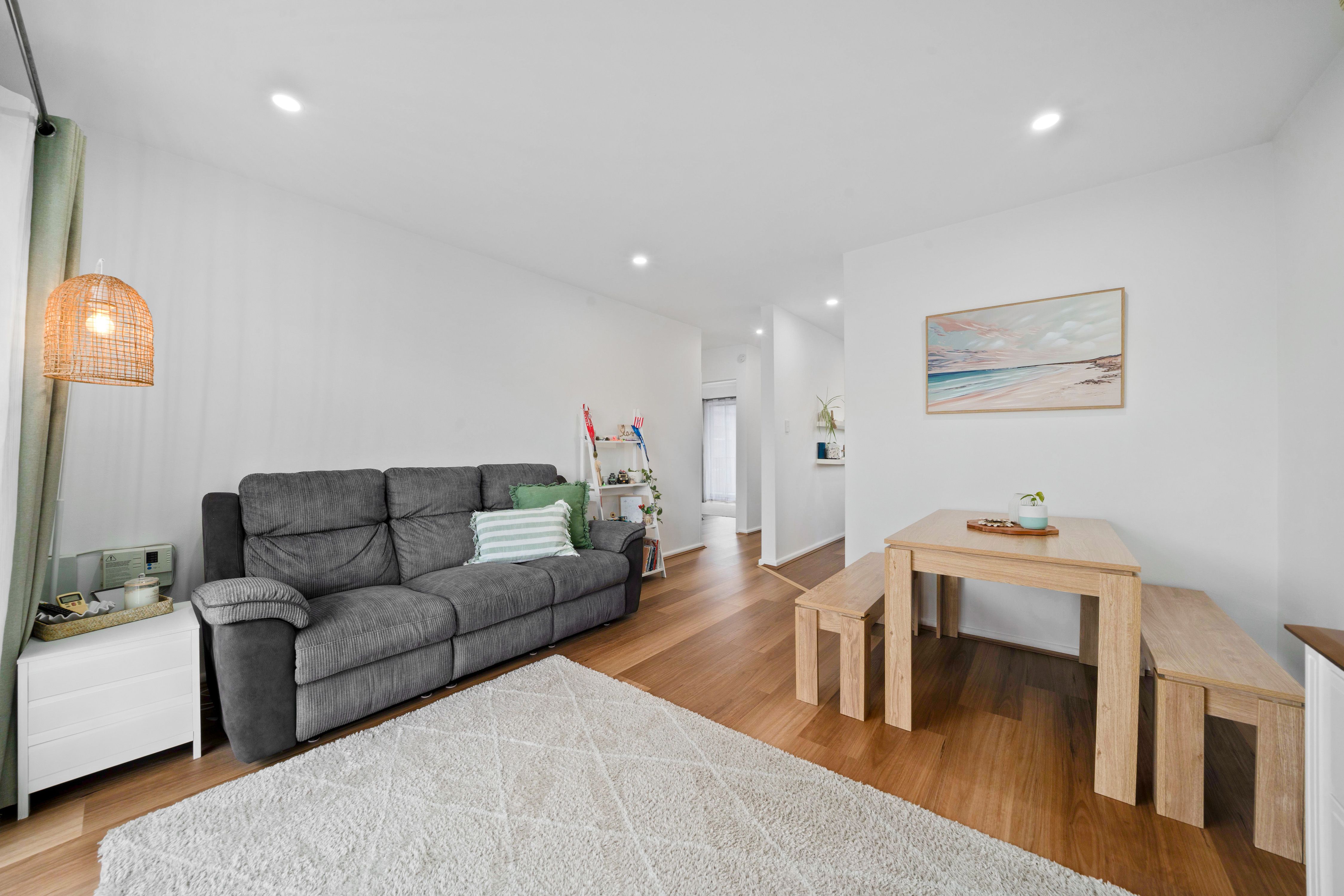 2/191 Derby Street — photo 4 of 16