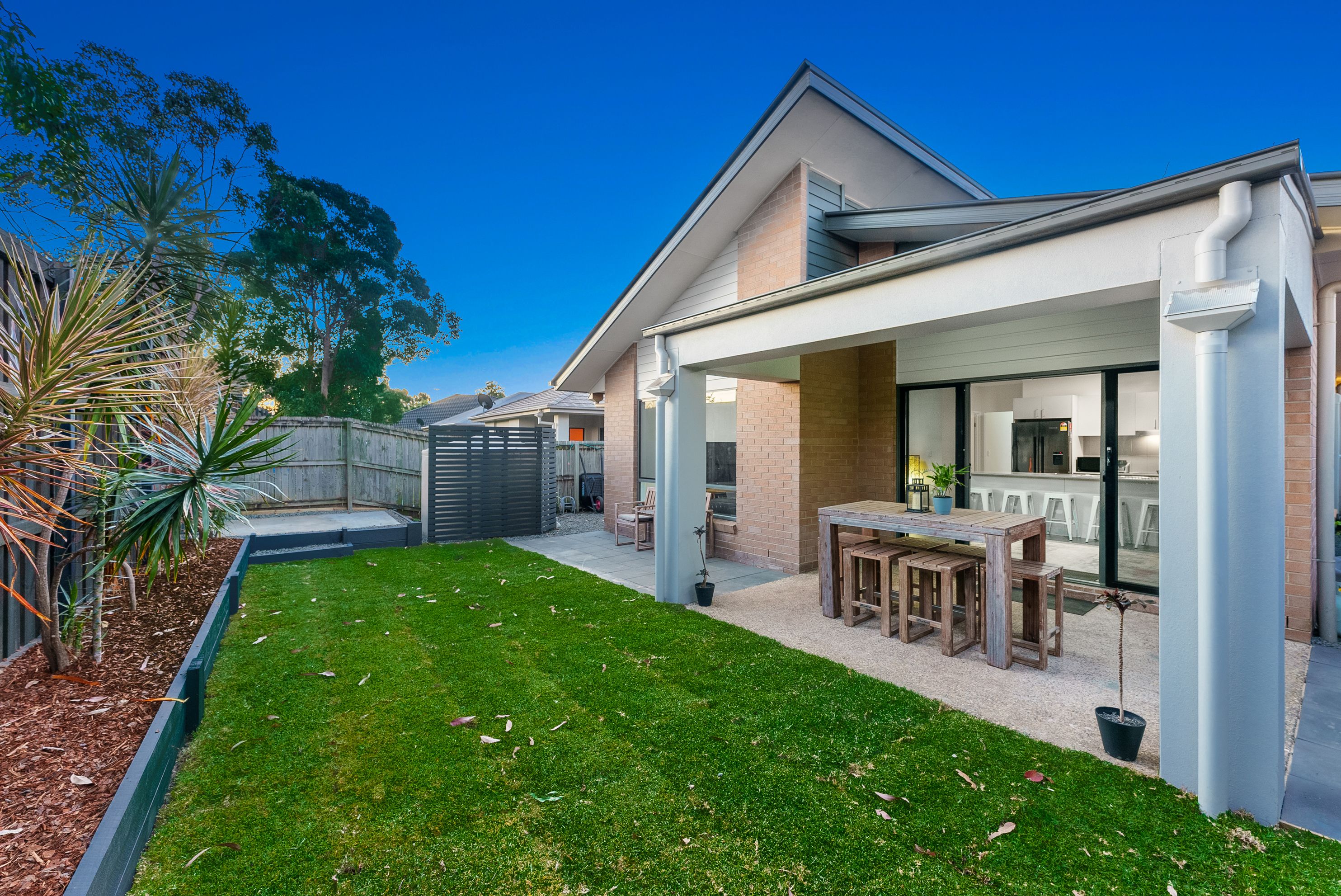 16 Freeman Street, North Lakes, QLD 4509