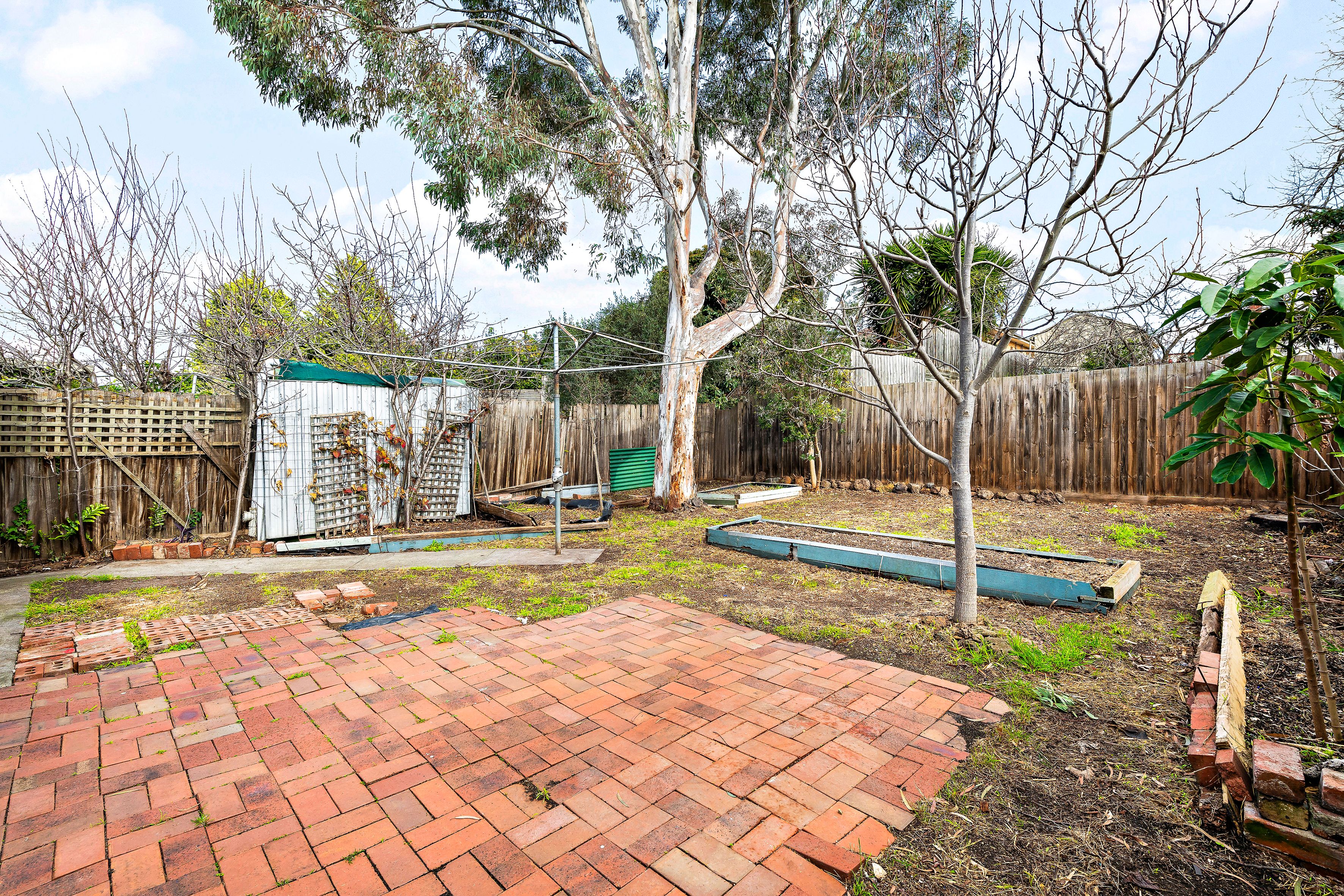 43 Sparks Avenue — photo 15 of 16