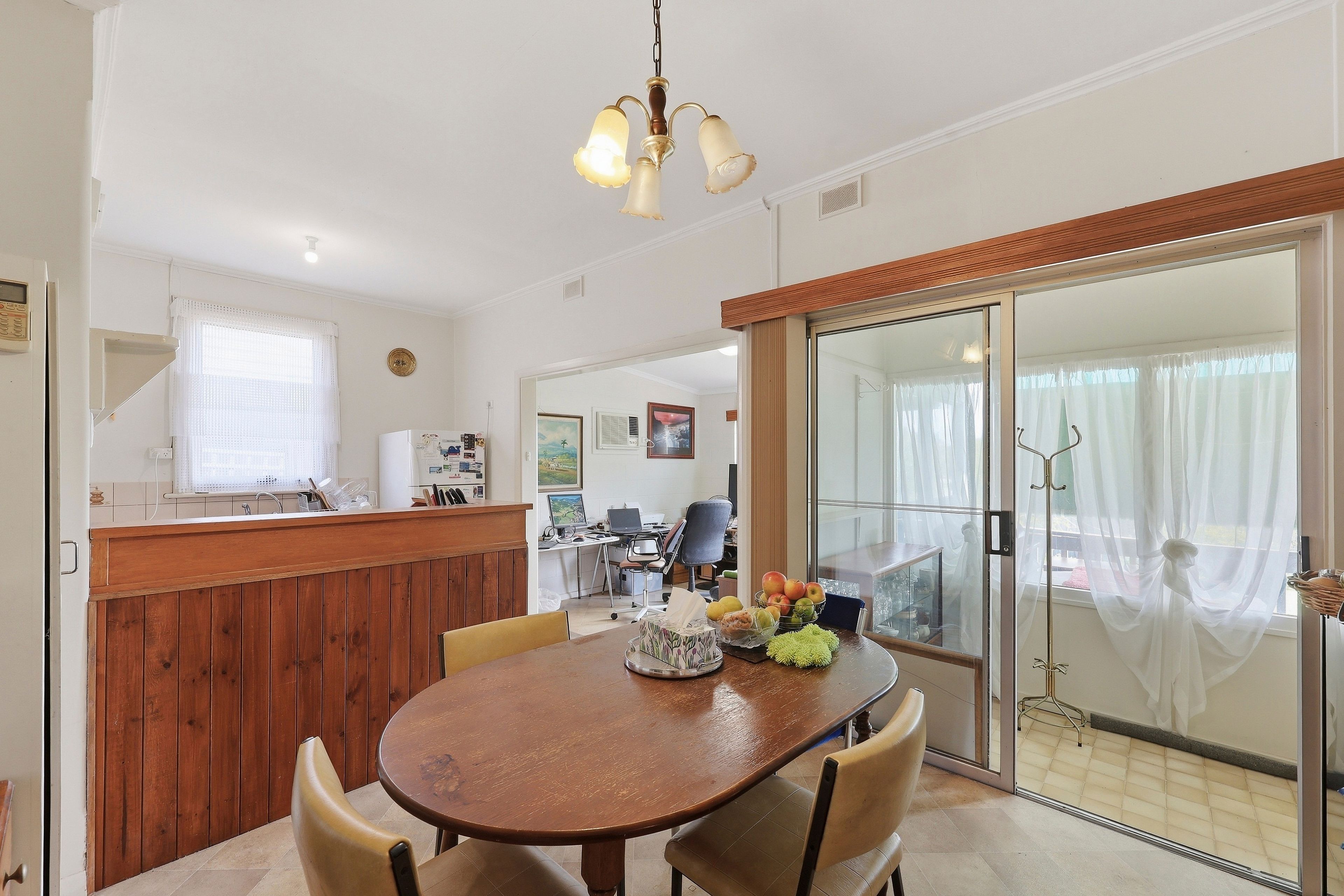 47 Ozone Street — photo 5 of 16