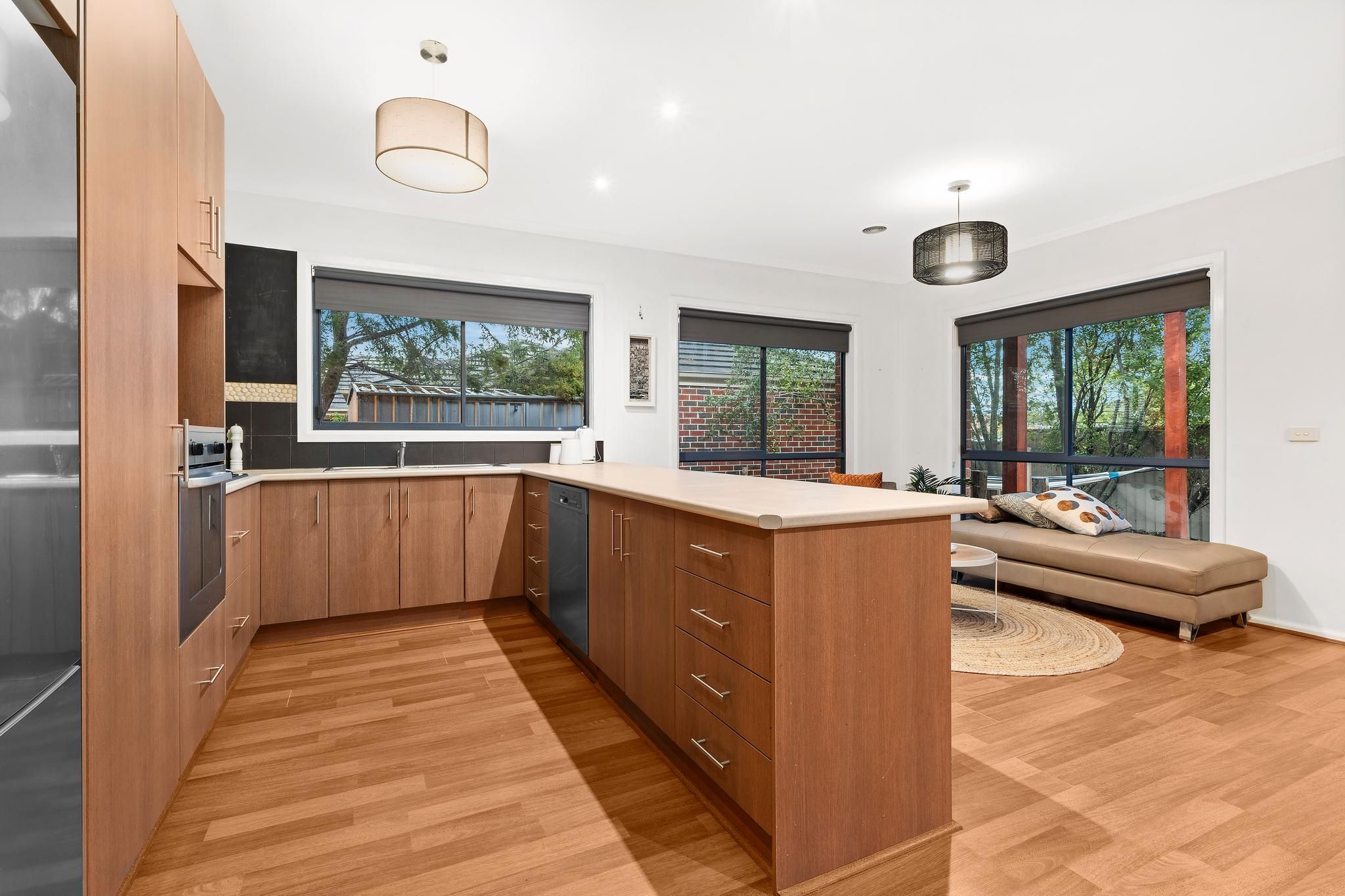2/5 Warrabel Road, Ferntree Gully, VIC 3156