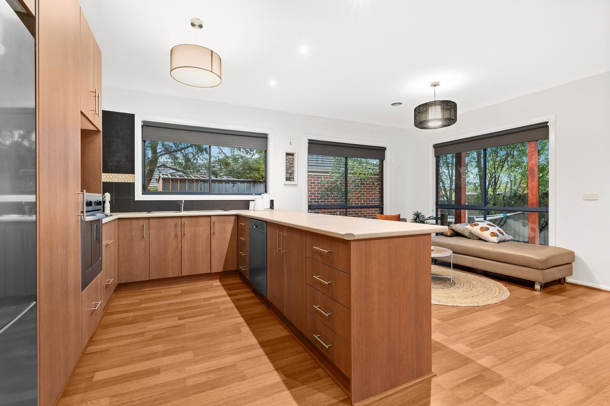 2/5 Warrabel Road, Ferntree Gully, VIC 3156