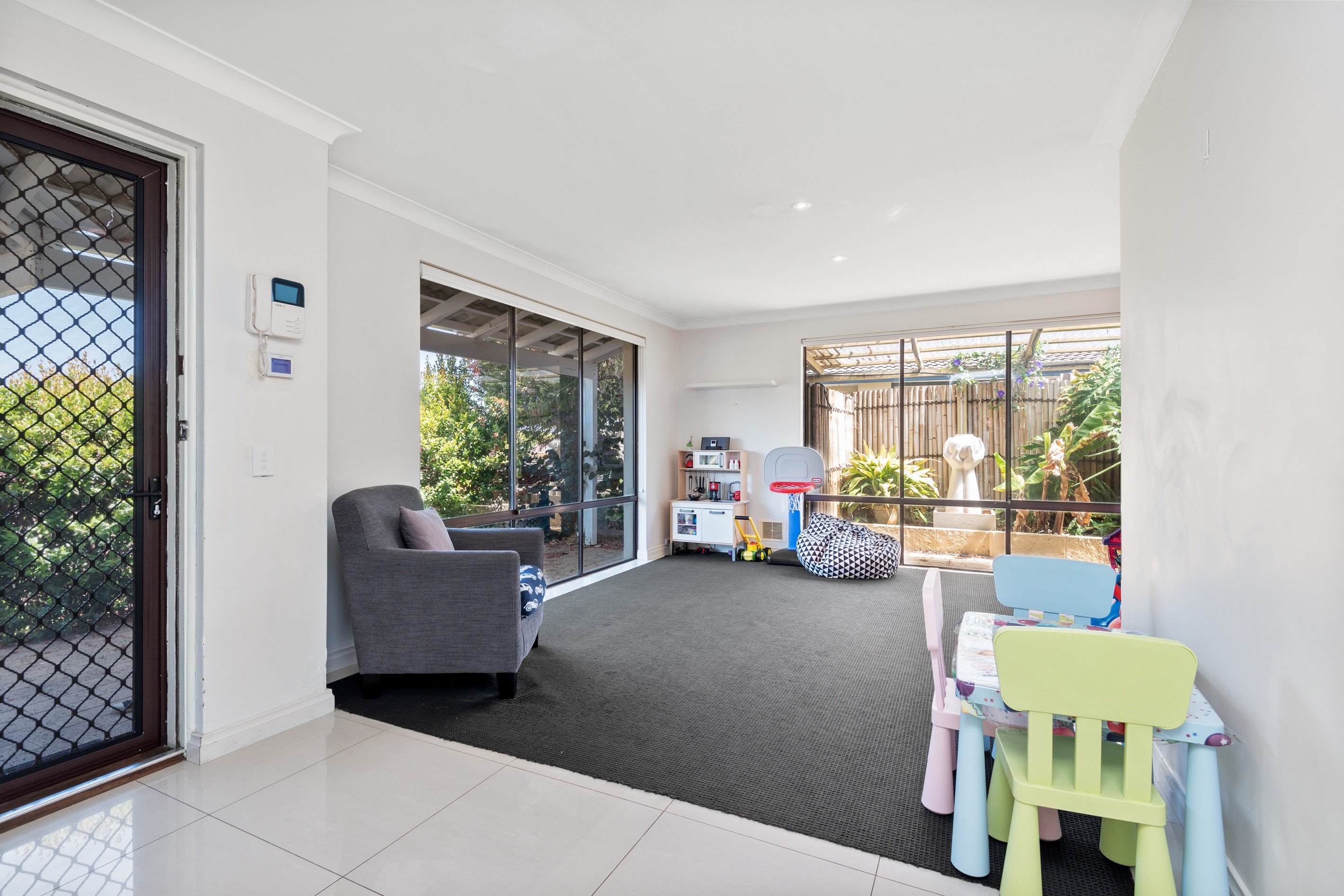 11 Bernard Manning Drive, Duncraig, WA 6023