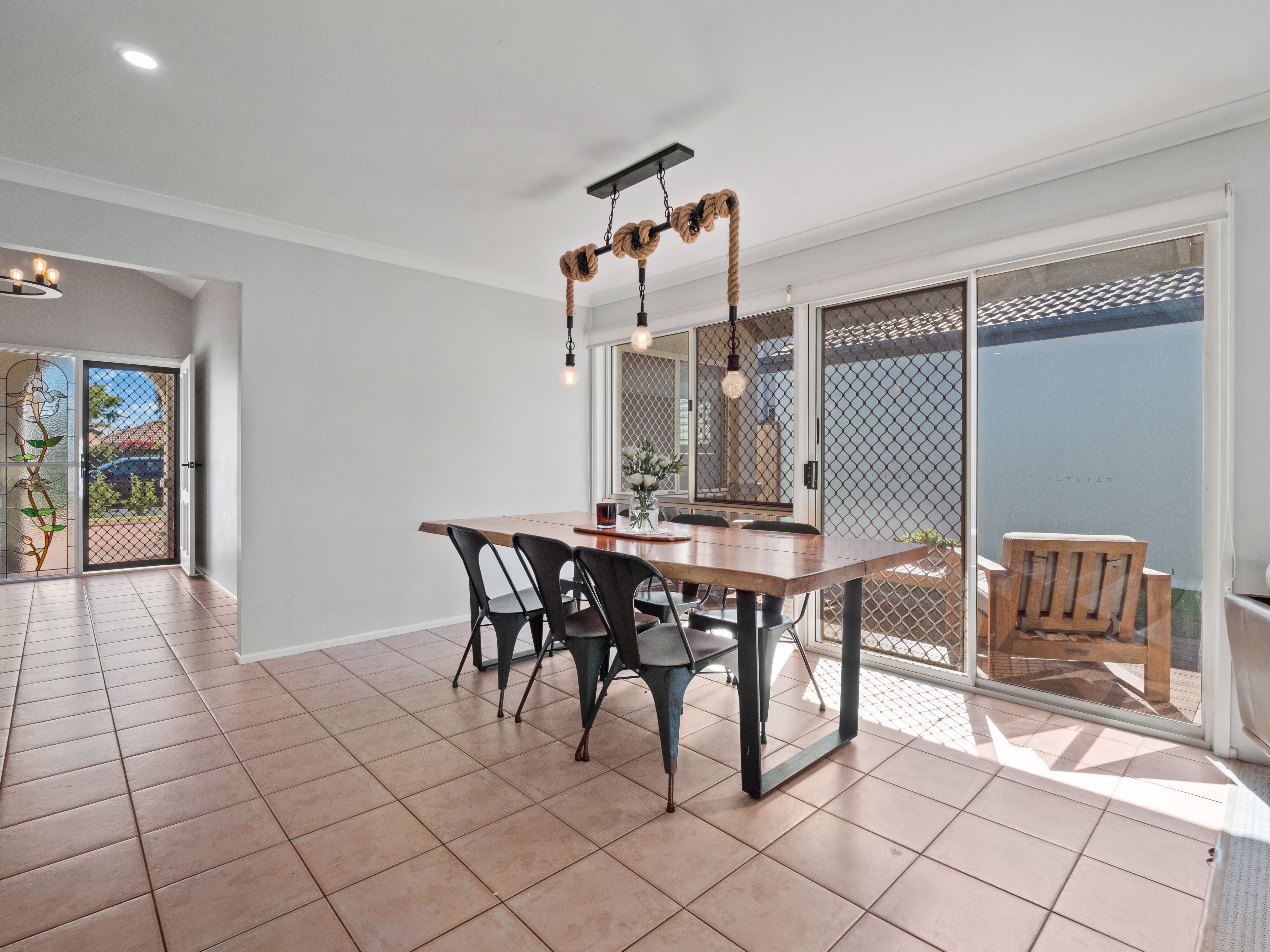 4 Lakes Circuit, Burleigh Waters, QLD 4220