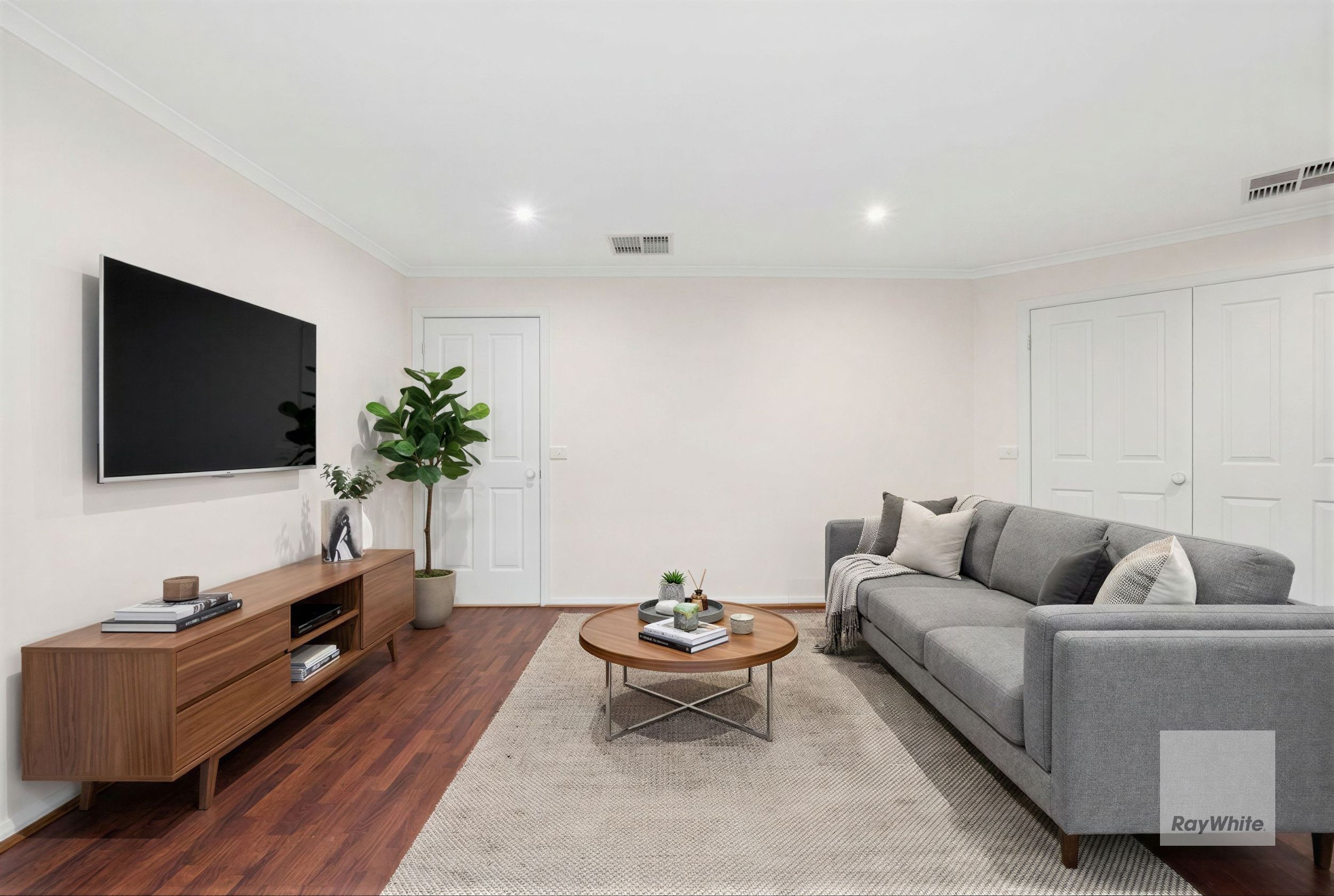 6 Wyperfeld Avenue, Taylors Lakes, VIC 3038