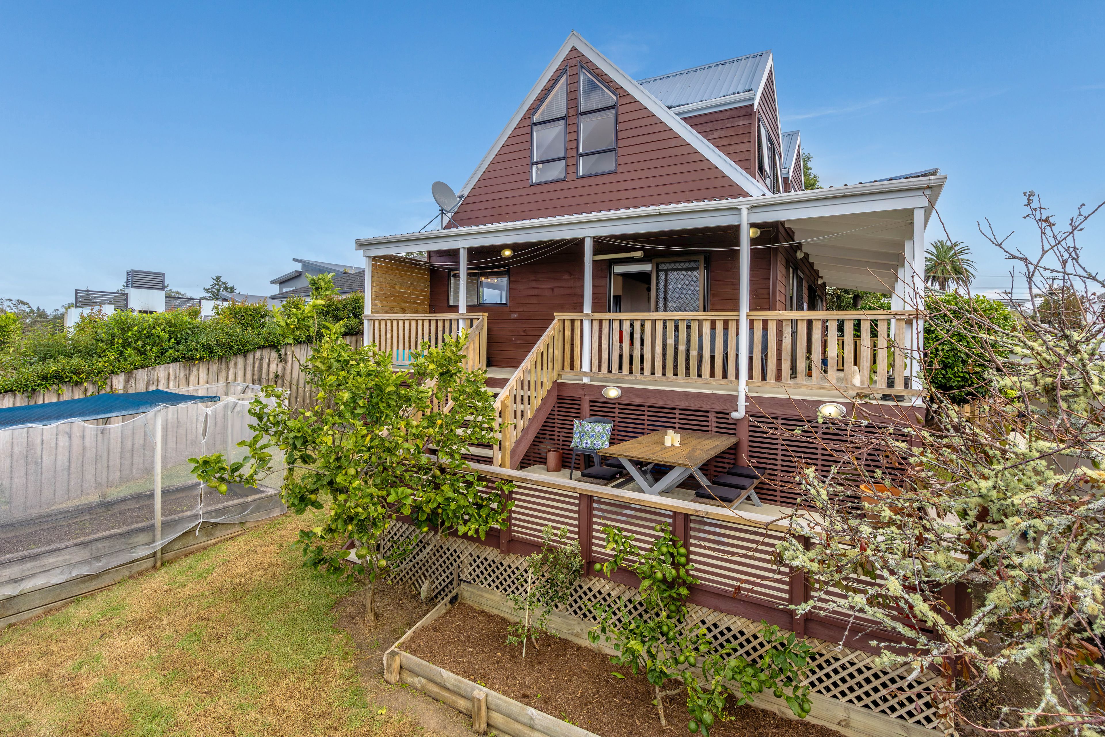 462A Whangaparaoa Road, Stanmore Bay, Rodney