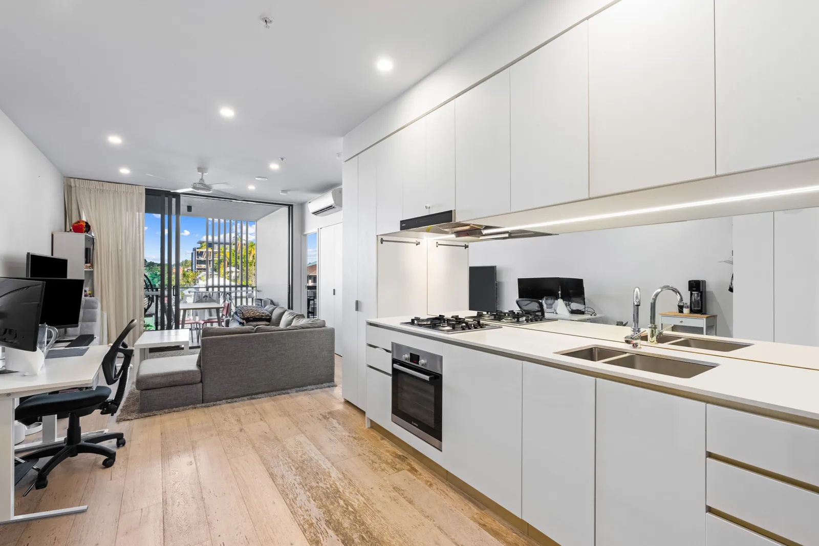 10411/19 Wilson Street, West End
