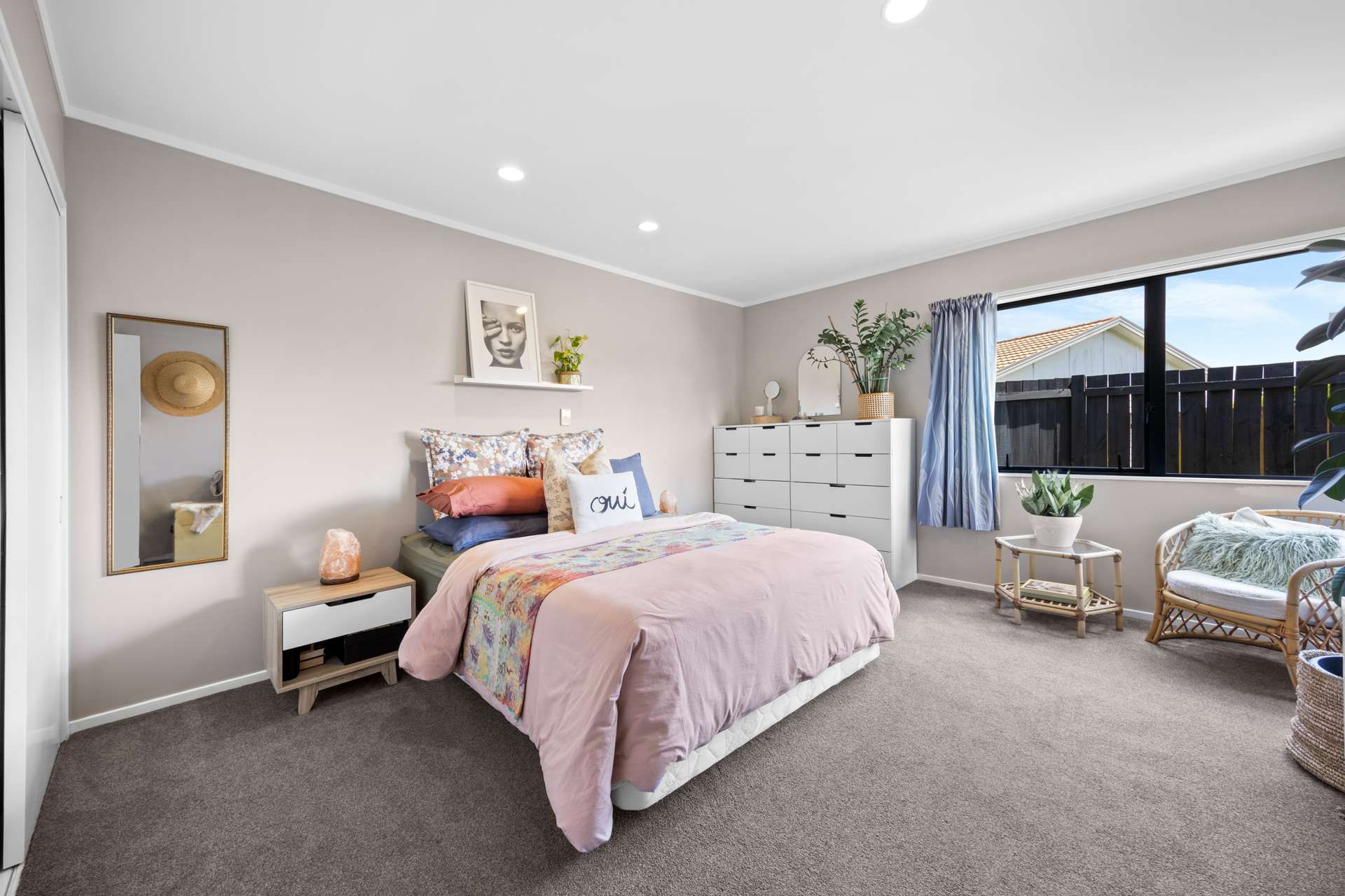 18C Mangos Place photo 10