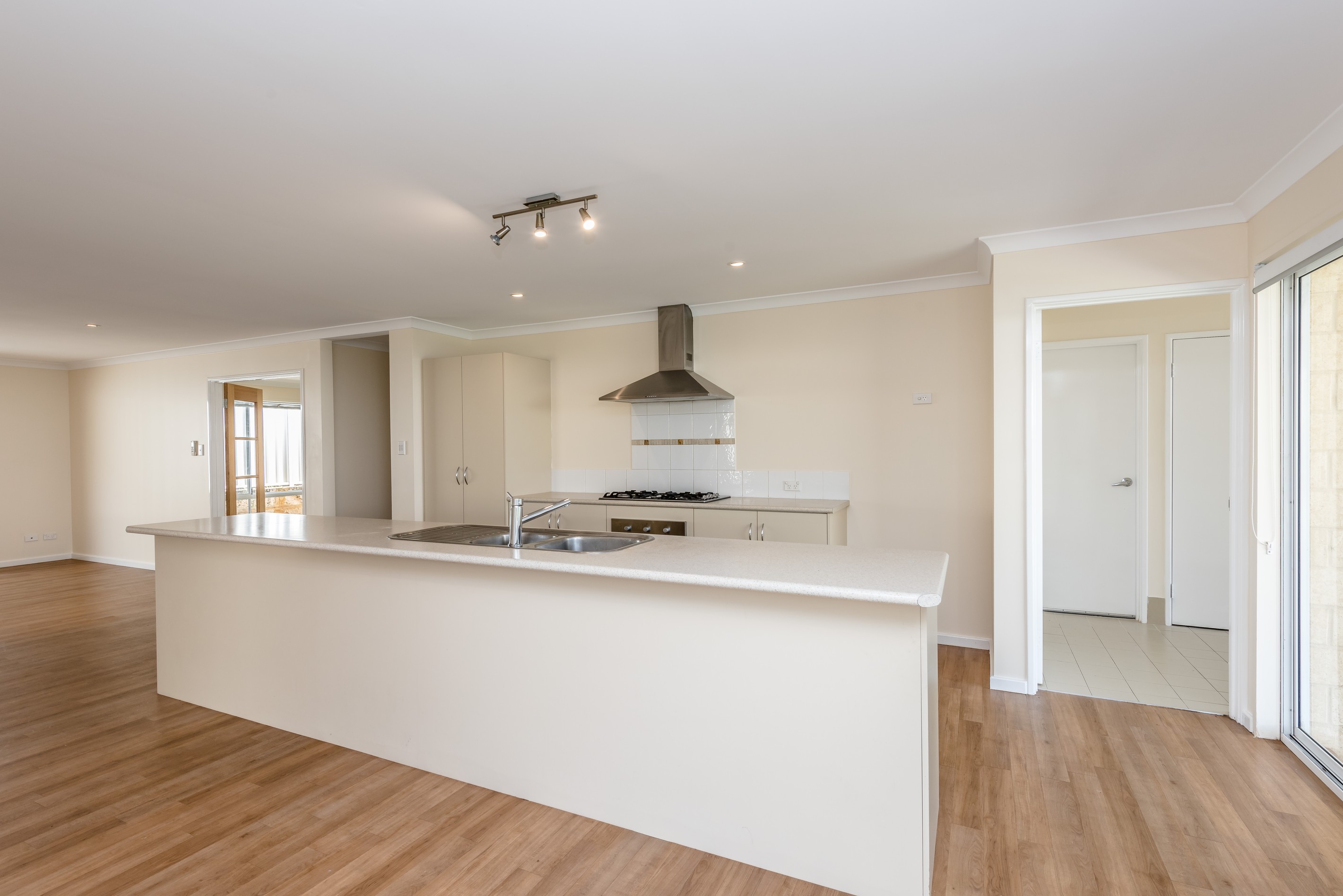 5 Derna Parade, Wandina, WA 6530