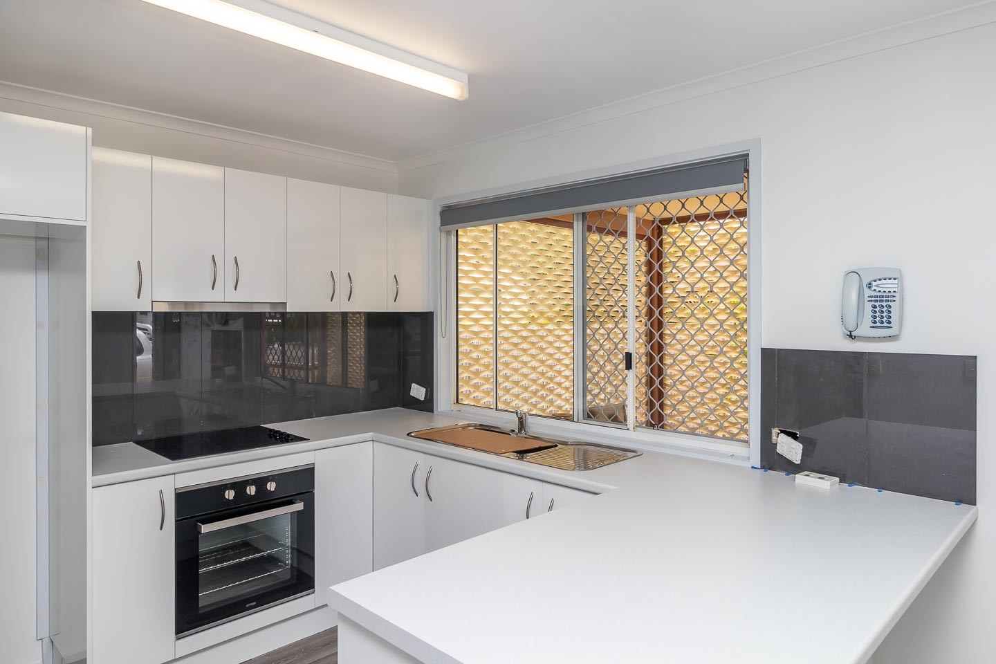 8 Porter Street, Point Vernon, QLD 4655
